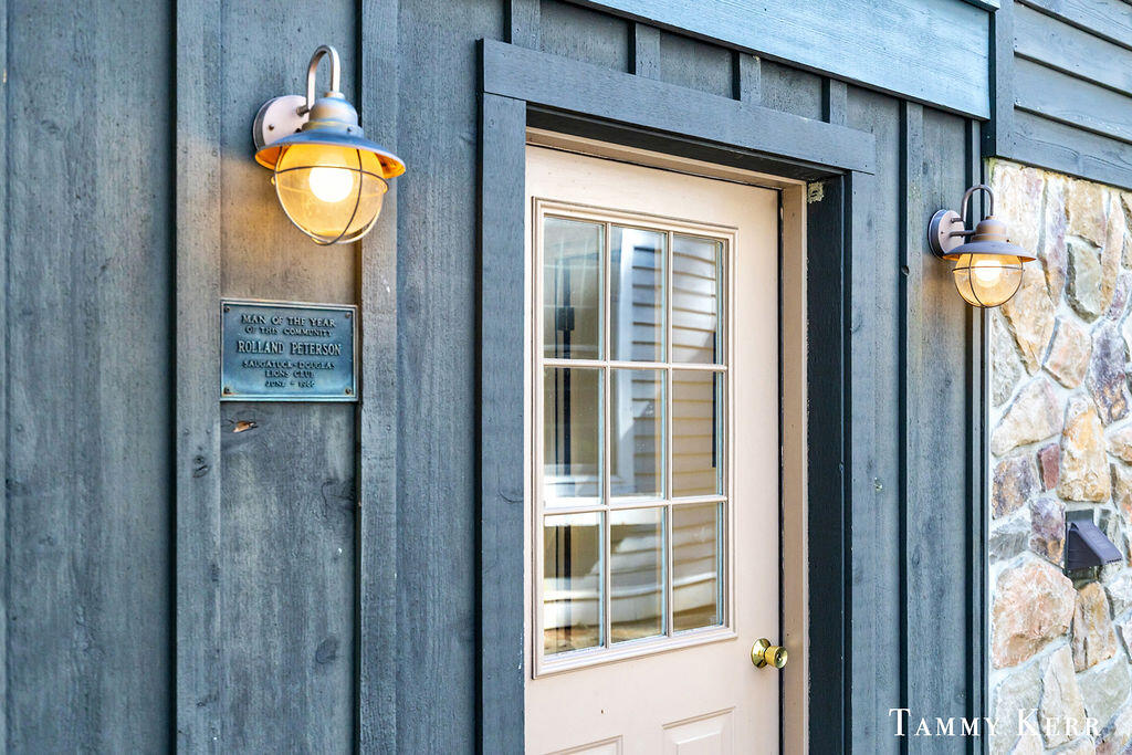 844 Holland Street Saugatuck MI 49453