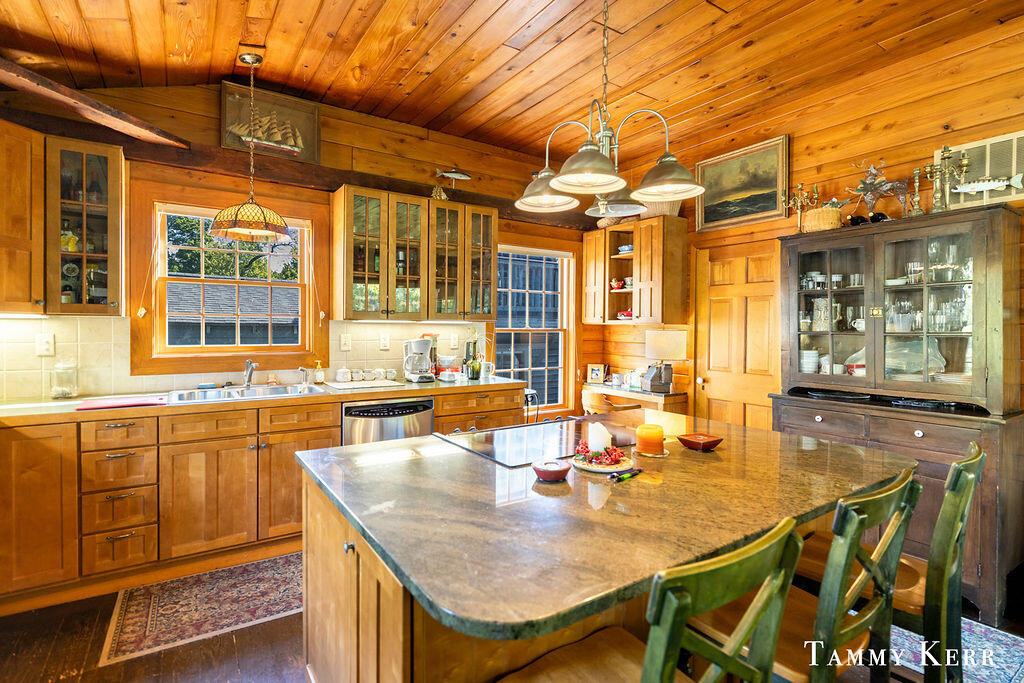 844 Holland Street Saugatuck MI 49453