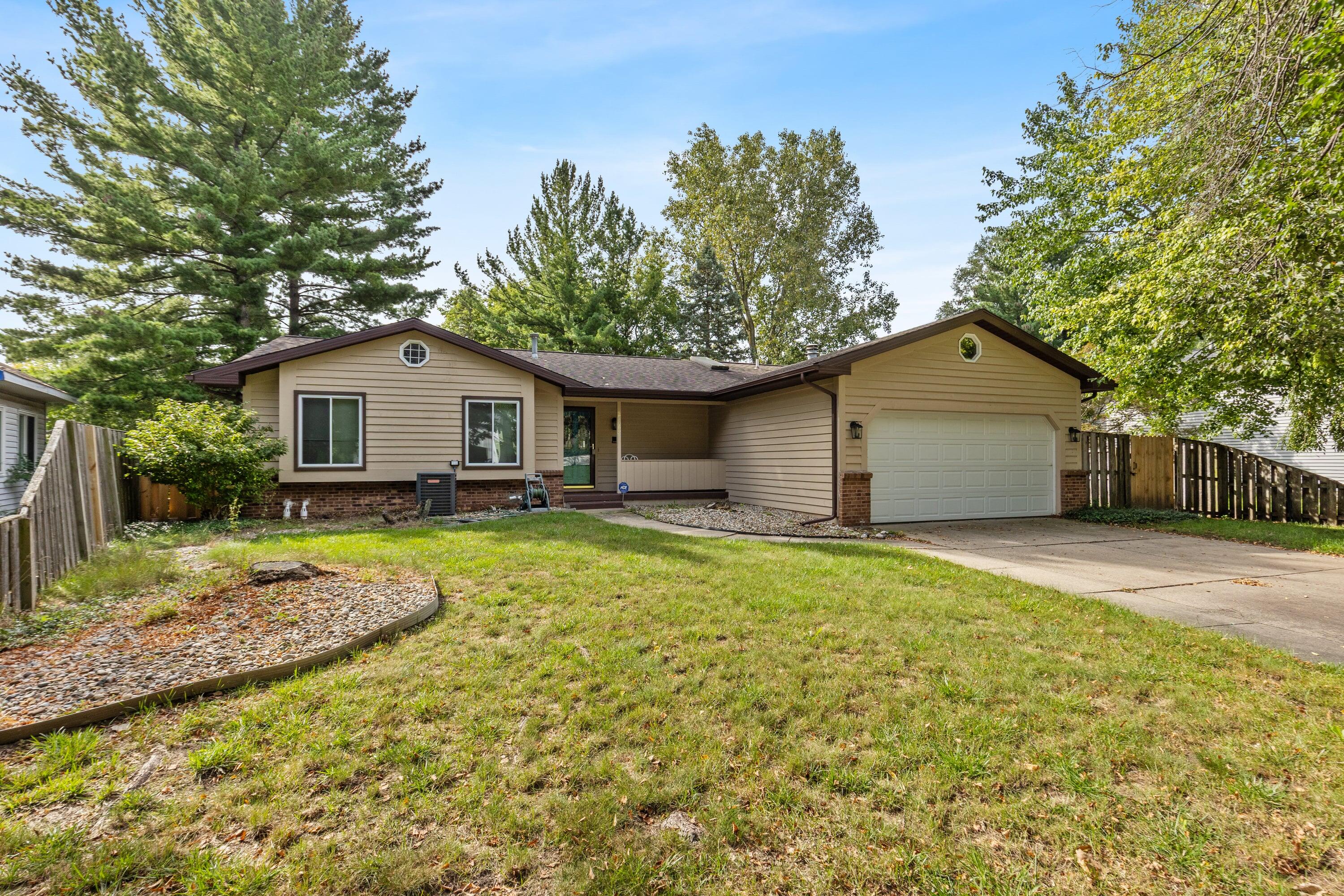 2108 Brook Trails Court SE Grand Rapids MI 49508