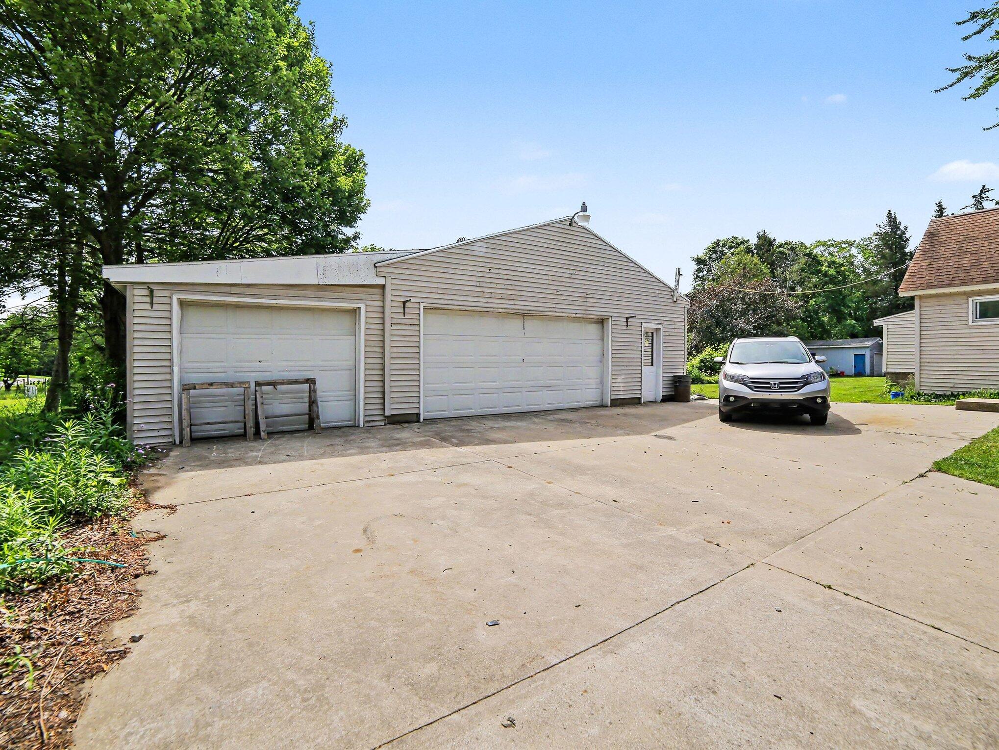 312 N Bear Lake Road Muskegon MI 49445
