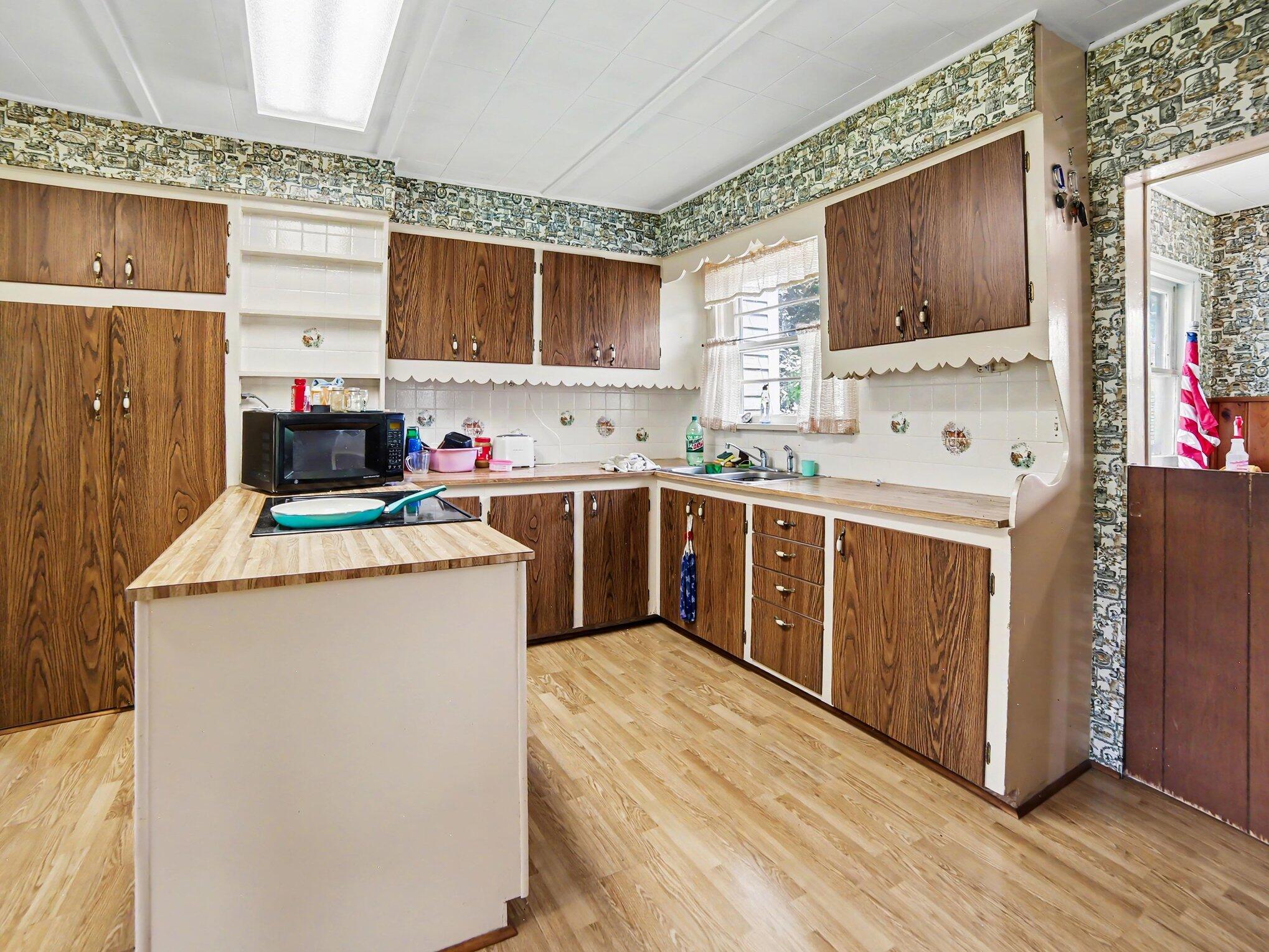 312 N Bear Lake Road Muskegon MI 49445