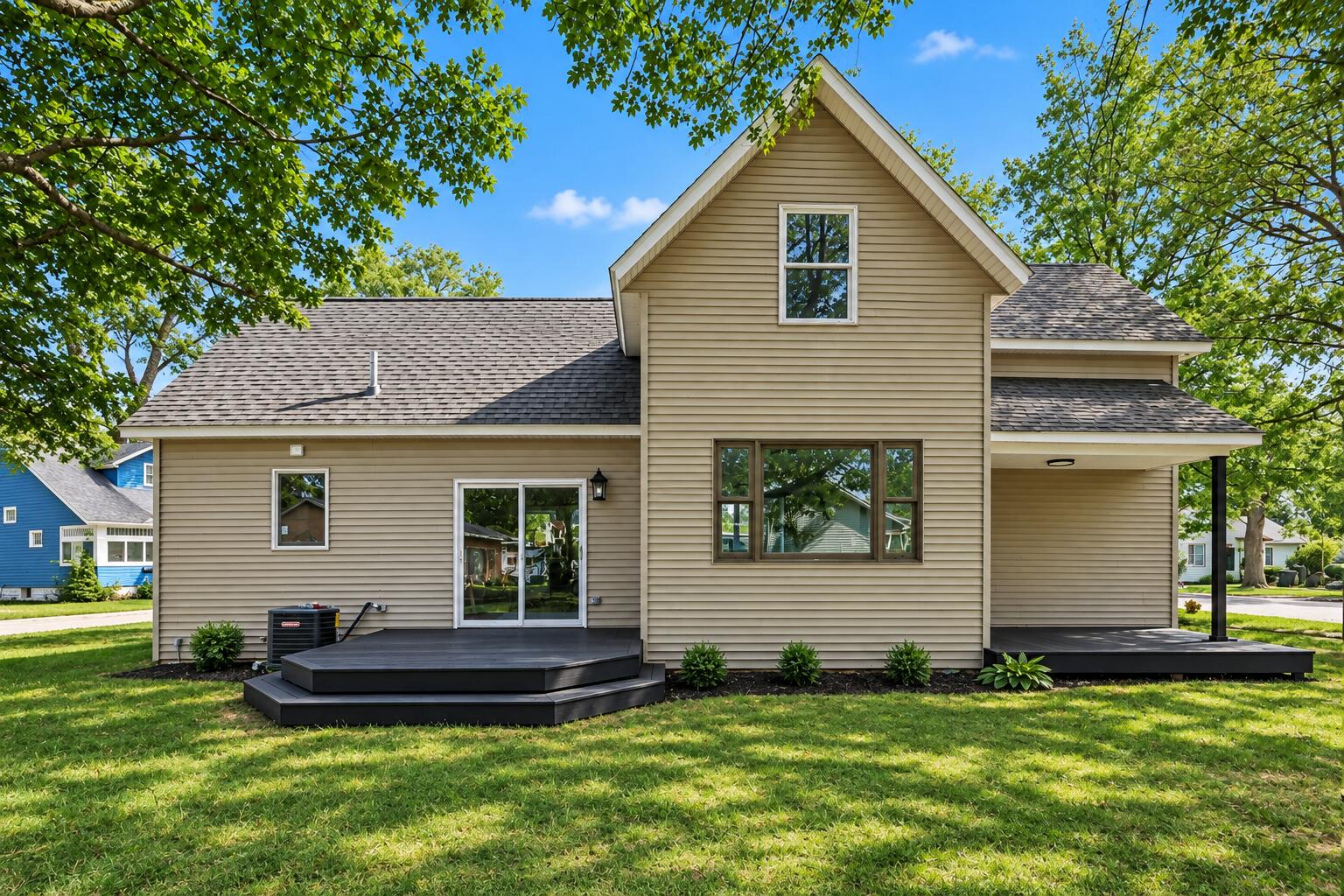 2184 Mann Street Muskegon MI 49441