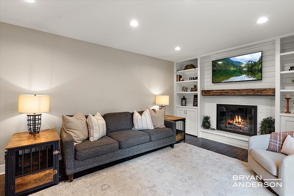 1716 Whitfield Road SE East Grand Rapids MI 49506