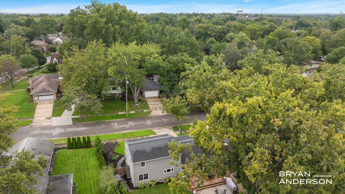 1716 Whitfield Road SE East Grand Rapids MI 49506