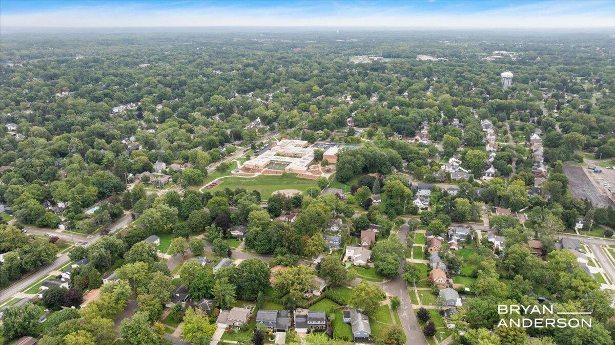 1716 Whitfield Road SE East Grand Rapids MI 49506