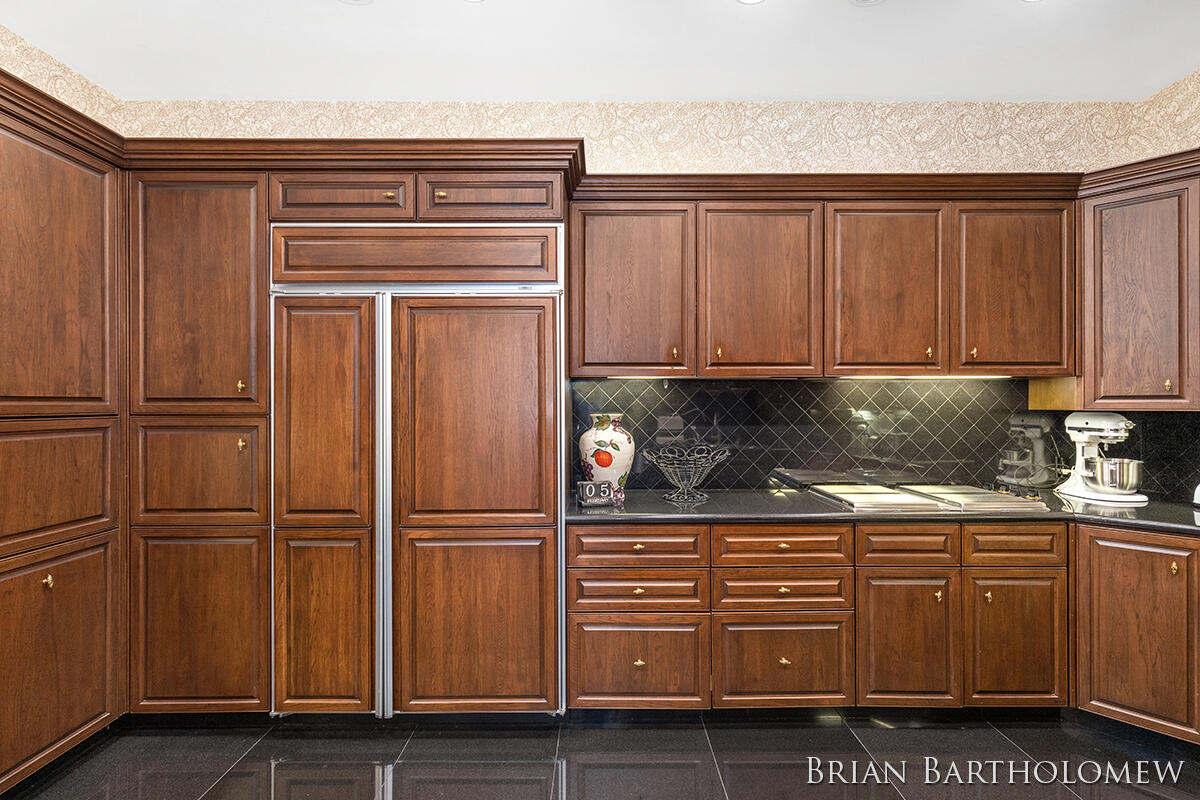 560 Saddlebrook Drive NE Ada MI 49301