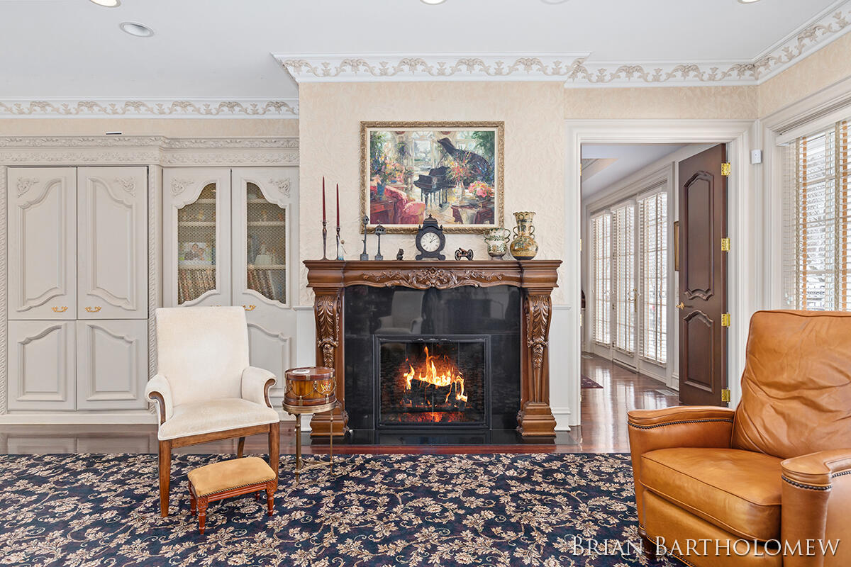 560 Saddlebrook Drive NE Ada MI 49301
