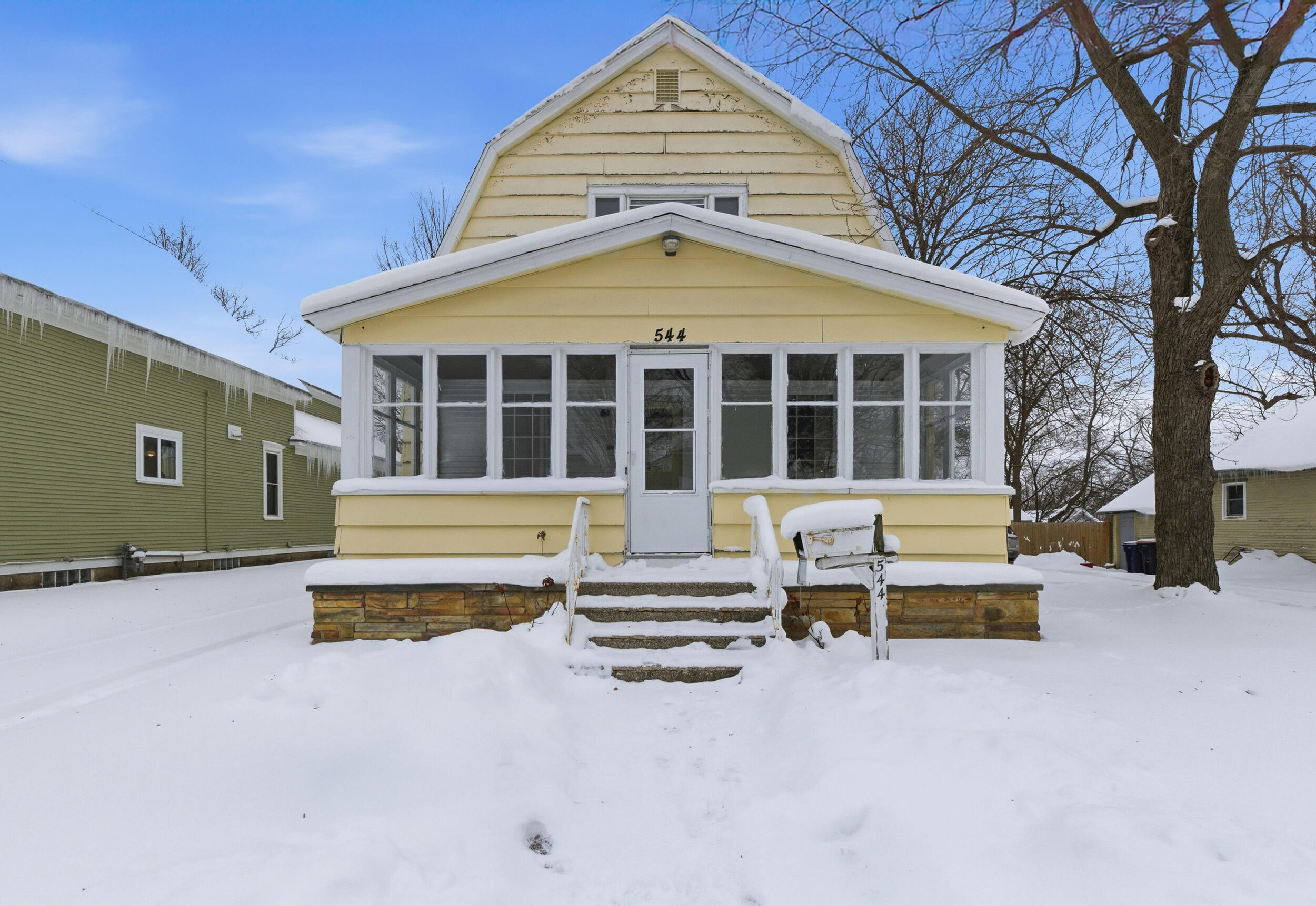 544 College Avenue Holland MI 49423