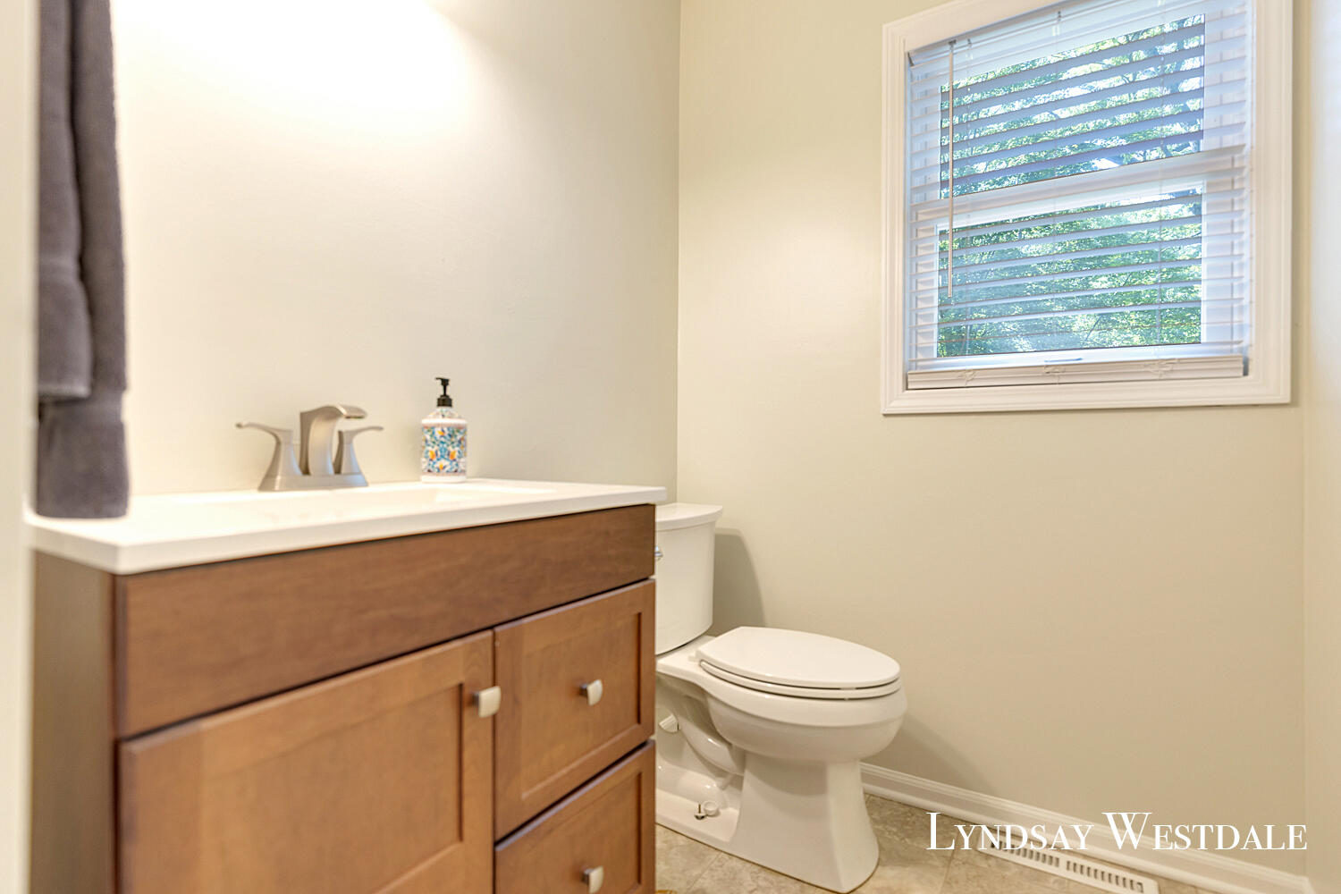 6774 Woodbrook Drive SE Grand Rapids MI 49546