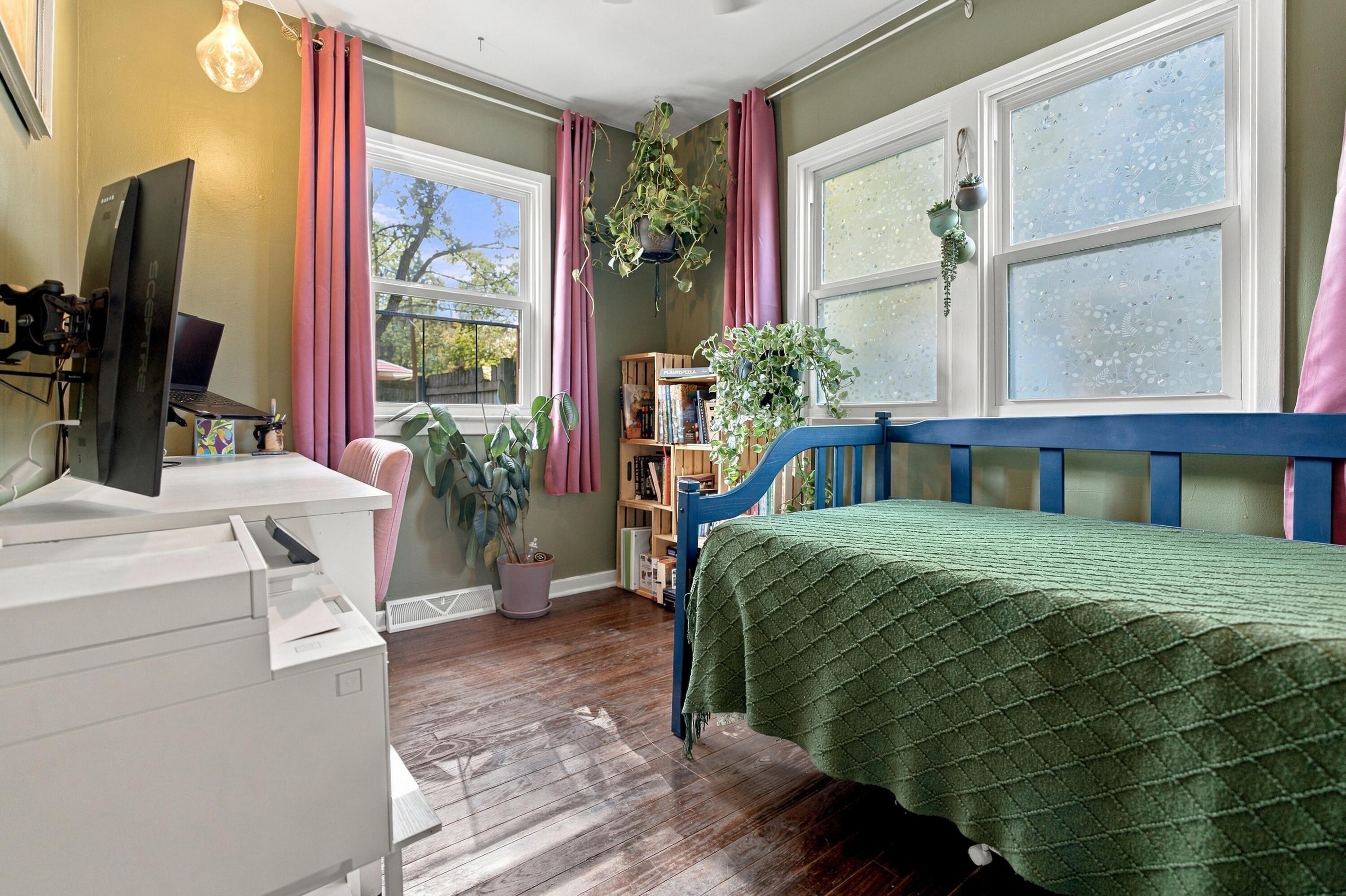 1322 Palmer Avenue Kalamazoo MI 49001