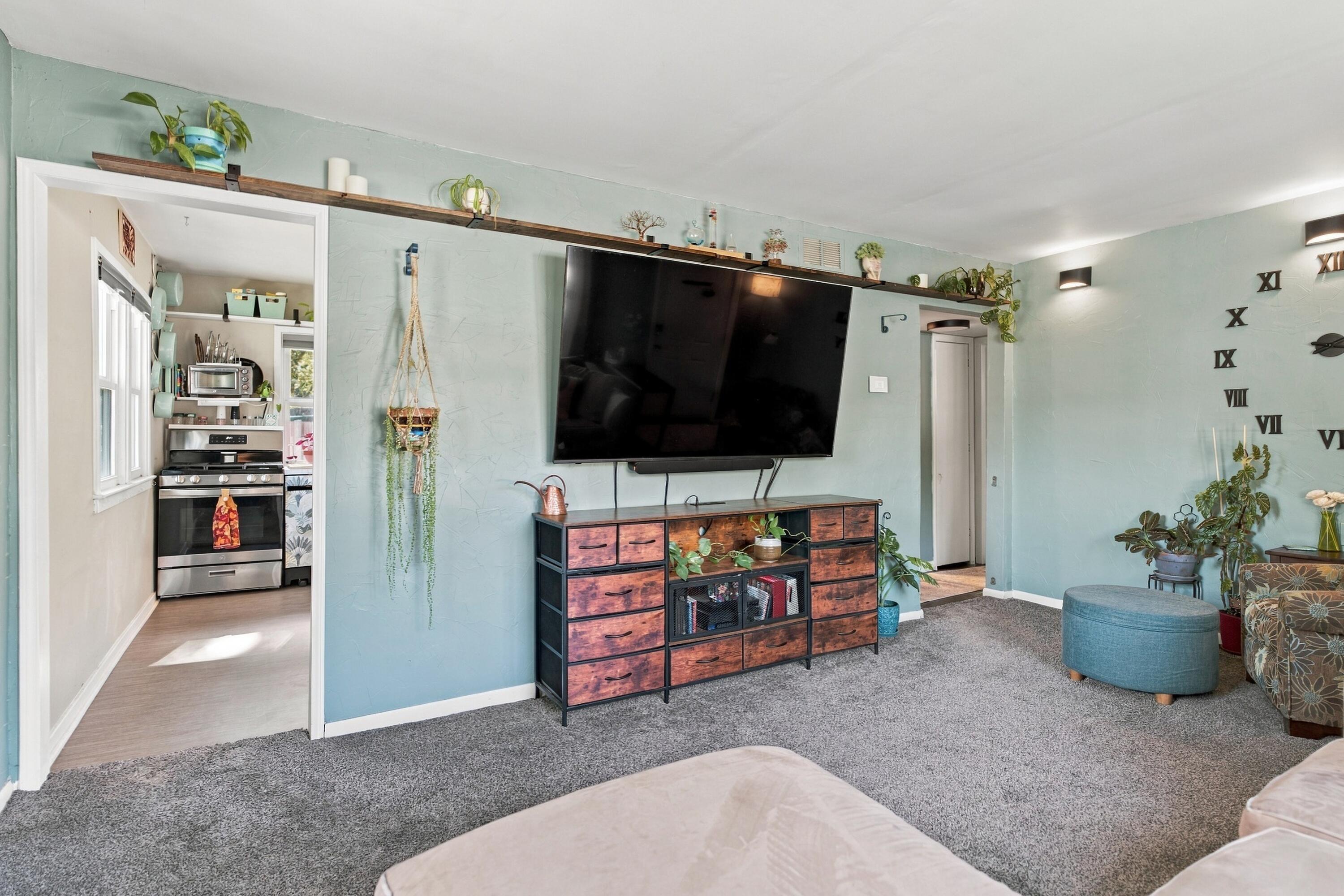 1322 Palmer Avenue Kalamazoo MI 49001