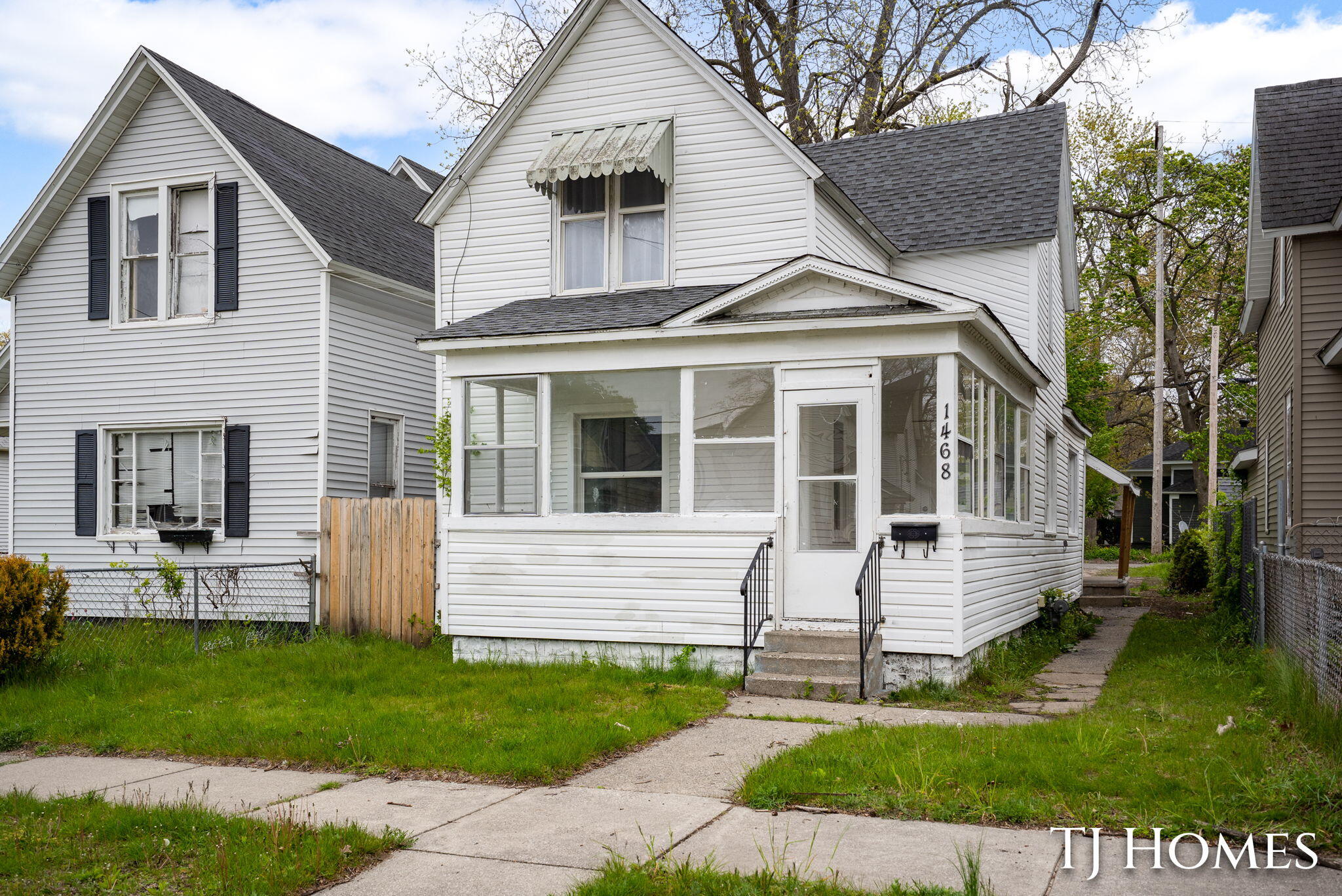 1468 Jiroch Street Muskegon MI 49442