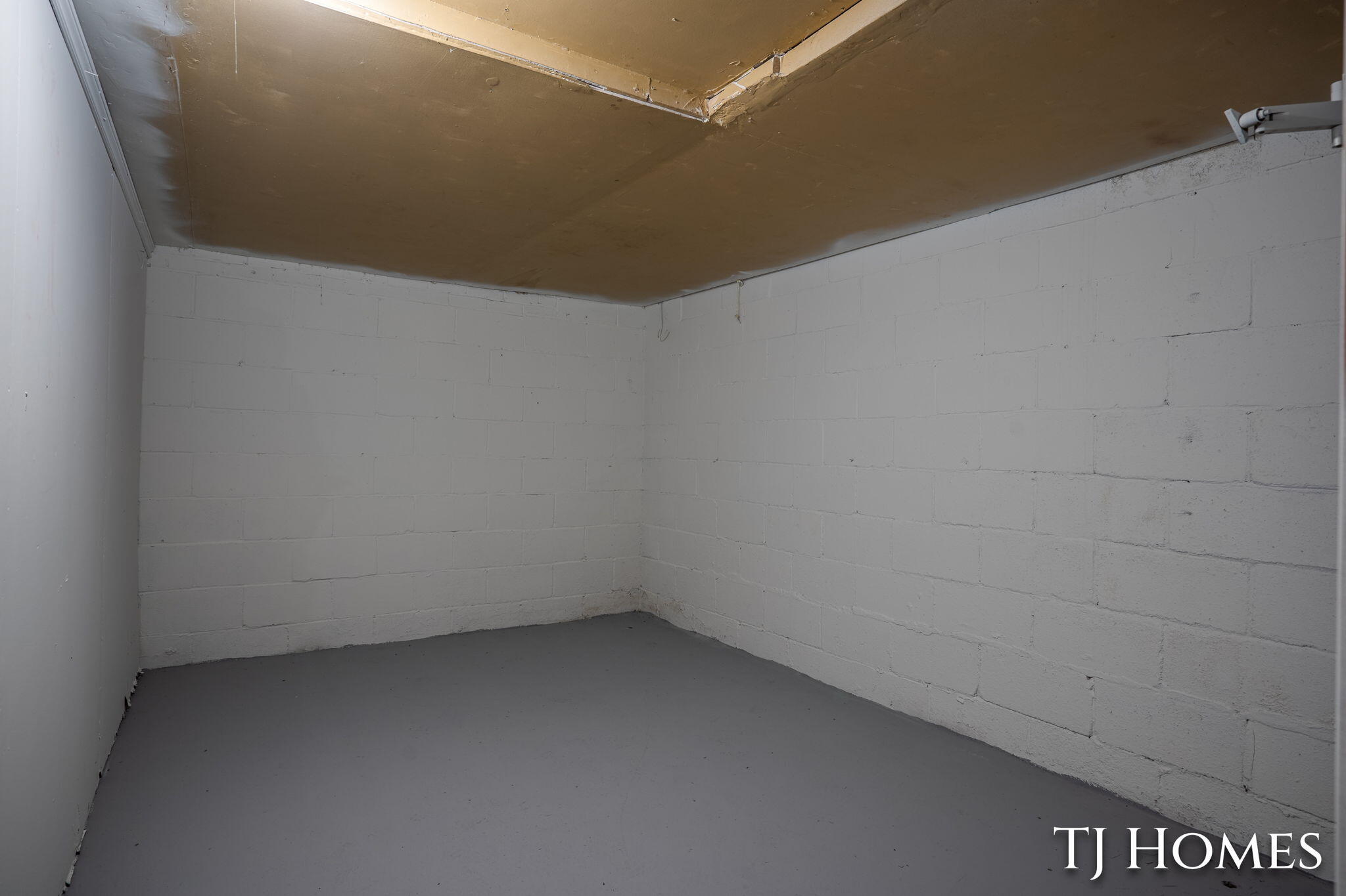 1468 Jiroch Street Muskegon MI 49442