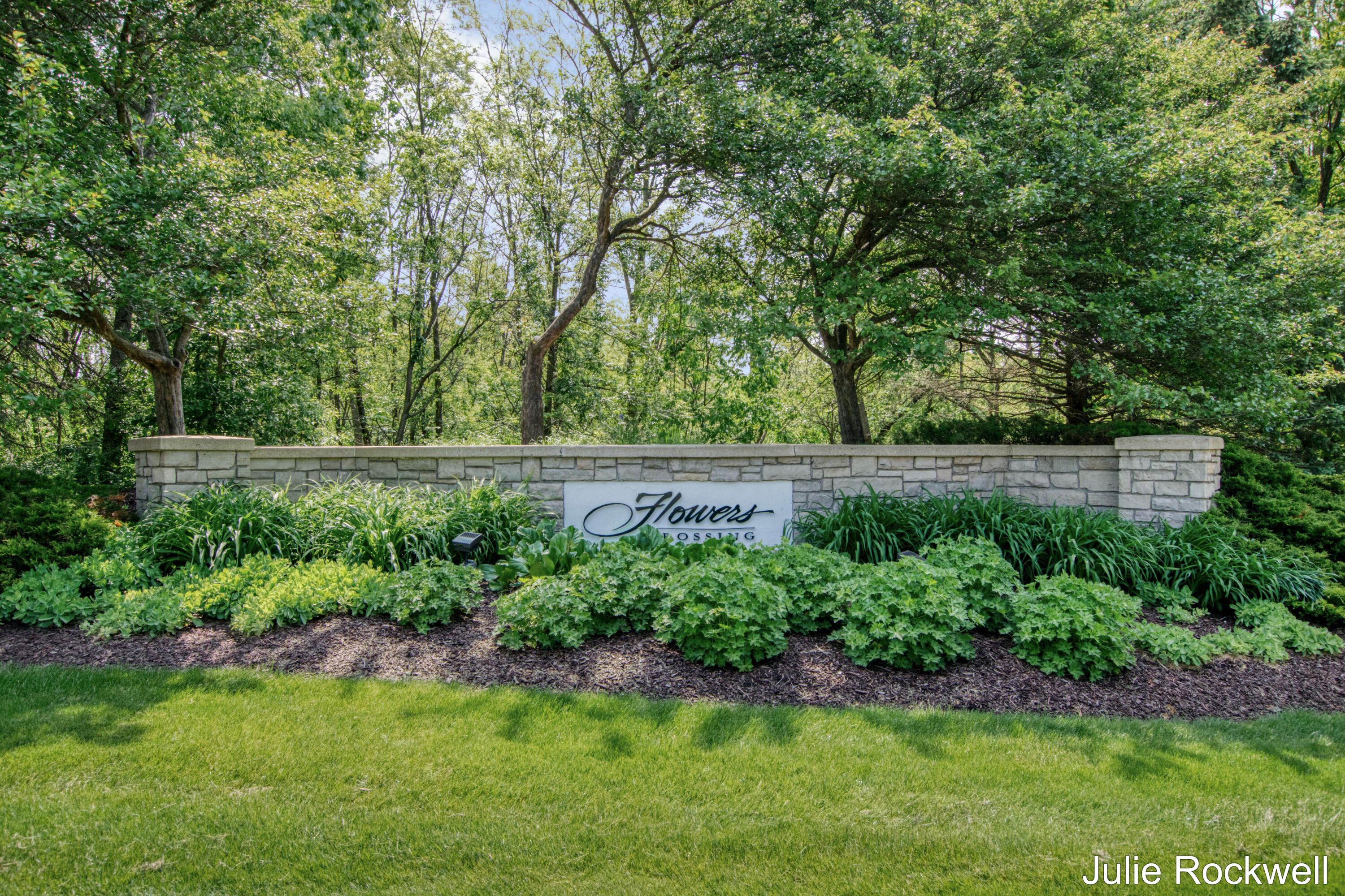 1720 Flowers Crossing Drive NE Grand Rapids MI 49525