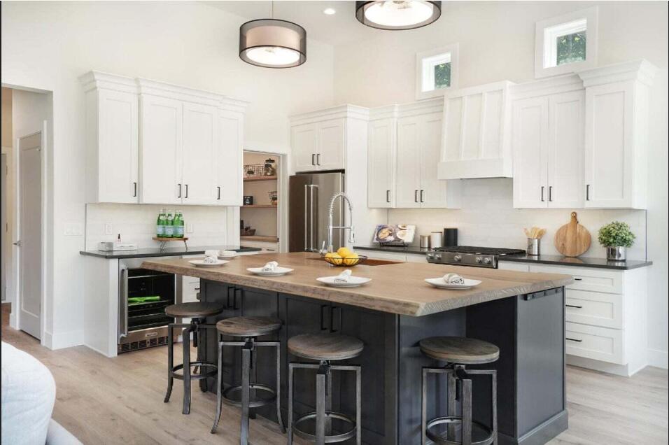 2330 Elinor Lane SE East Grand Rapids MI 49506