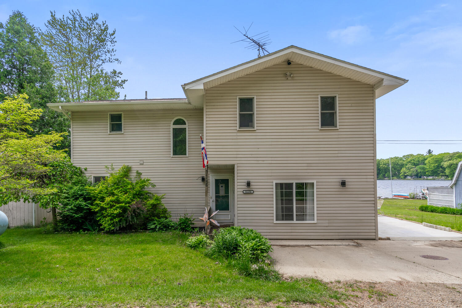 51156 Maple Road Marcellus MI 49067