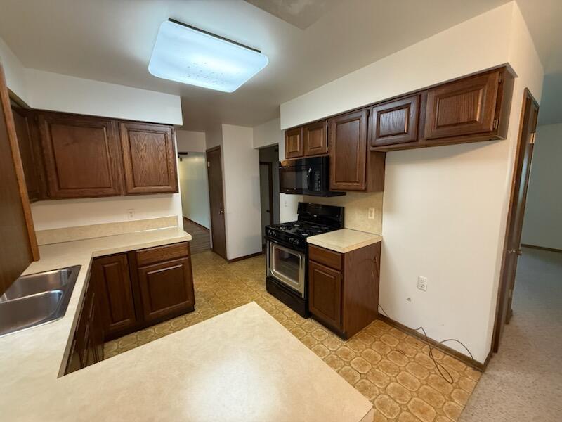 5841 13 Mile Road NE Rockford MI 49341