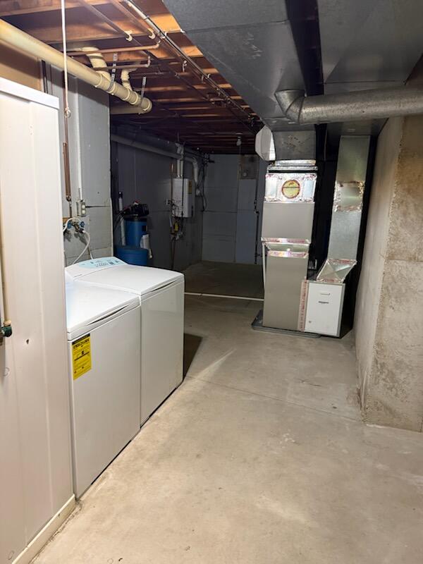 5841 13 Mile Road NE Rockford MI 49341