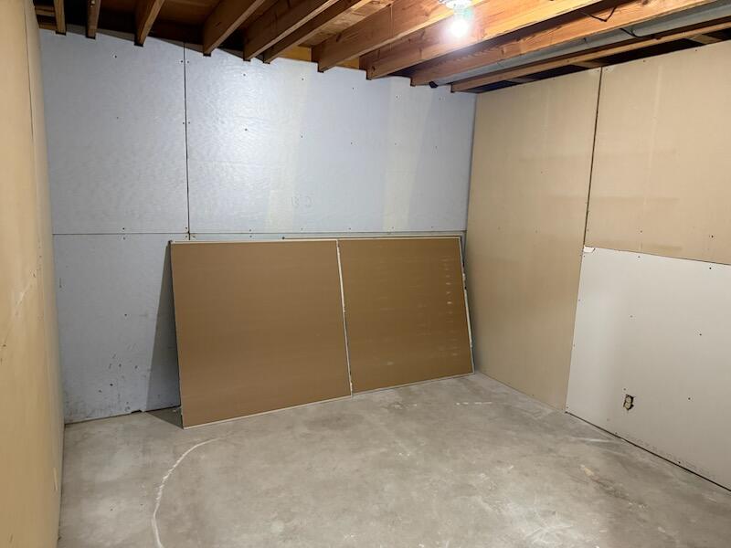 5841 13 Mile Road NE Rockford MI 49341