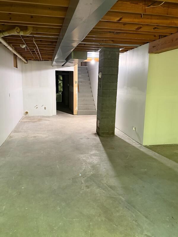 5841 13 Mile Road NE Rockford MI 49341
