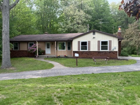 5841 13 Mile Road NE Rockford MI 49341