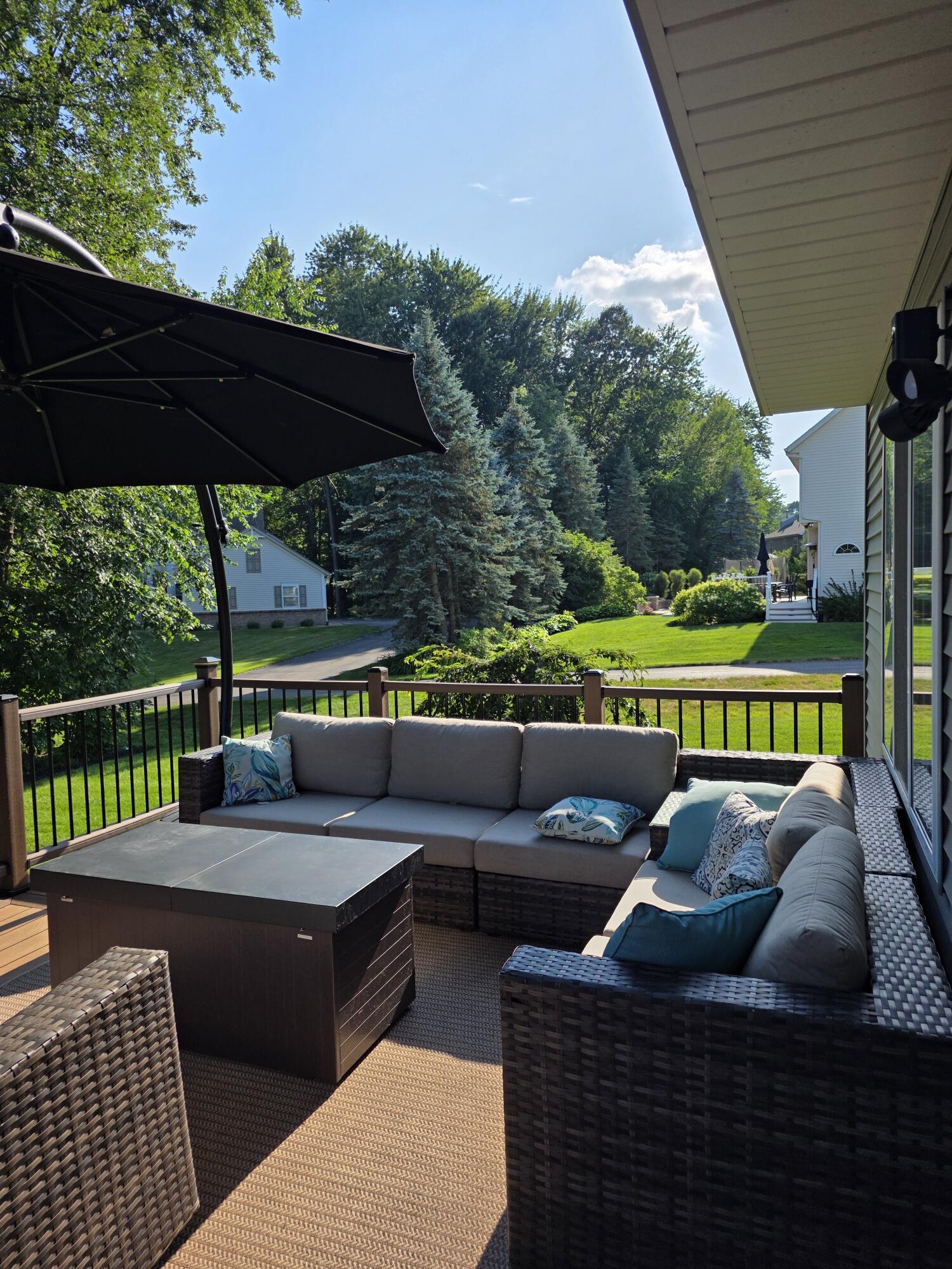 6494 Los Altos Drive NE Rockford MI 49341