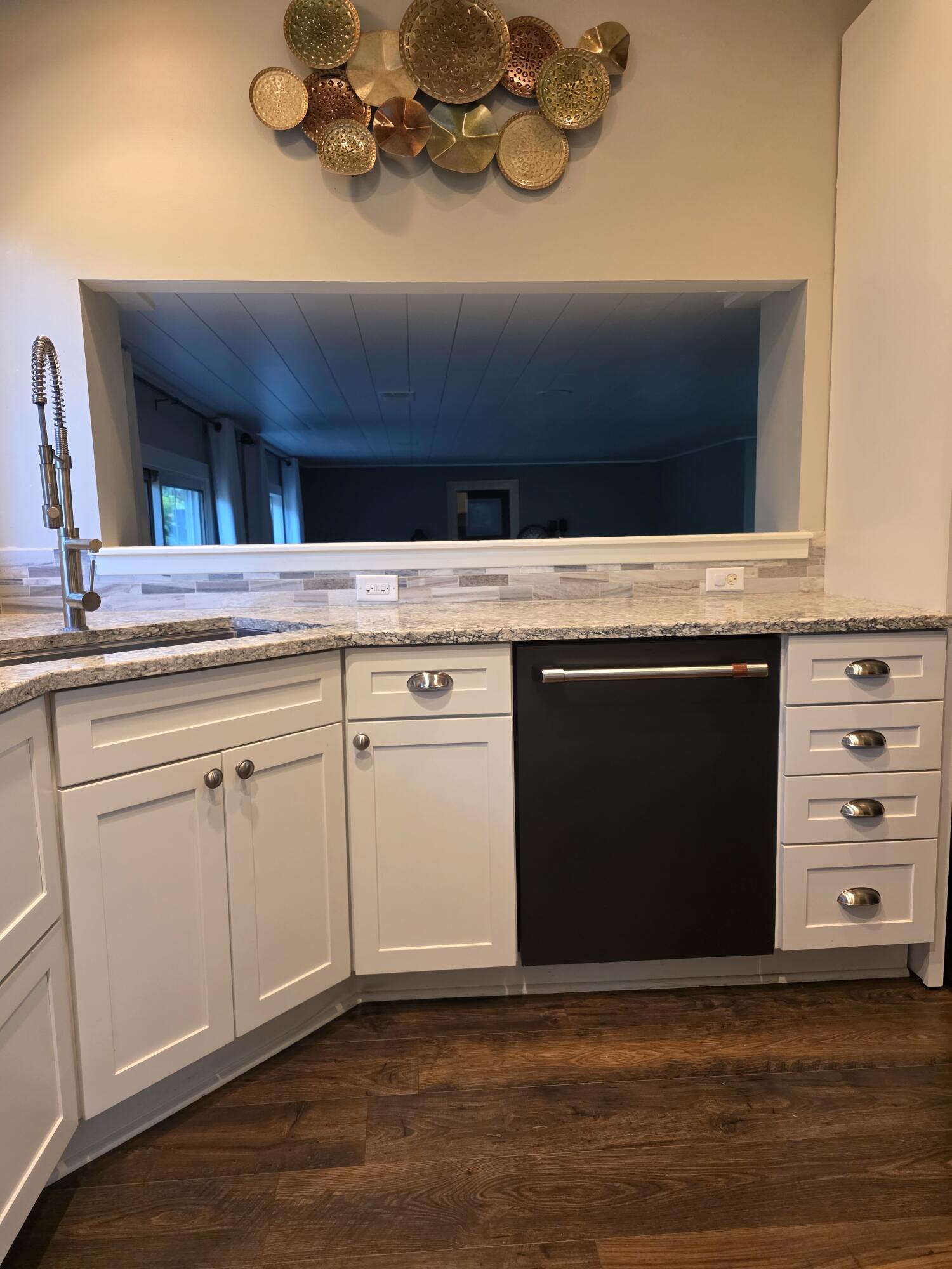 6494 Los Altos Drive NE Rockford MI 49341