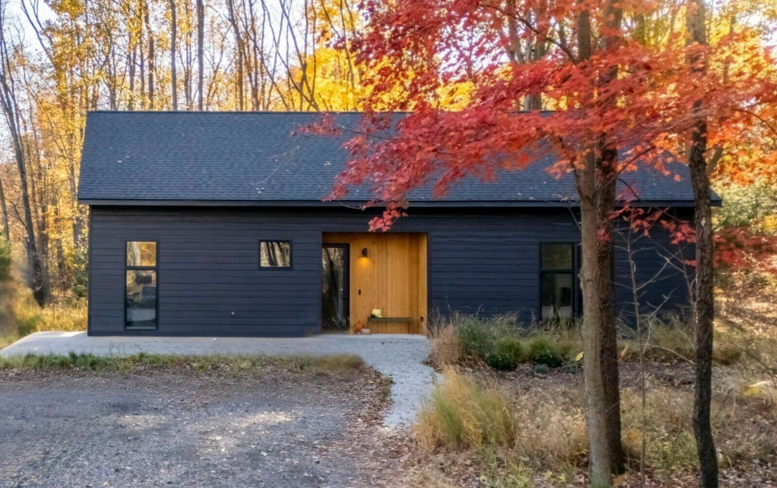 Sawyer MI, 6832 Holloway Drive