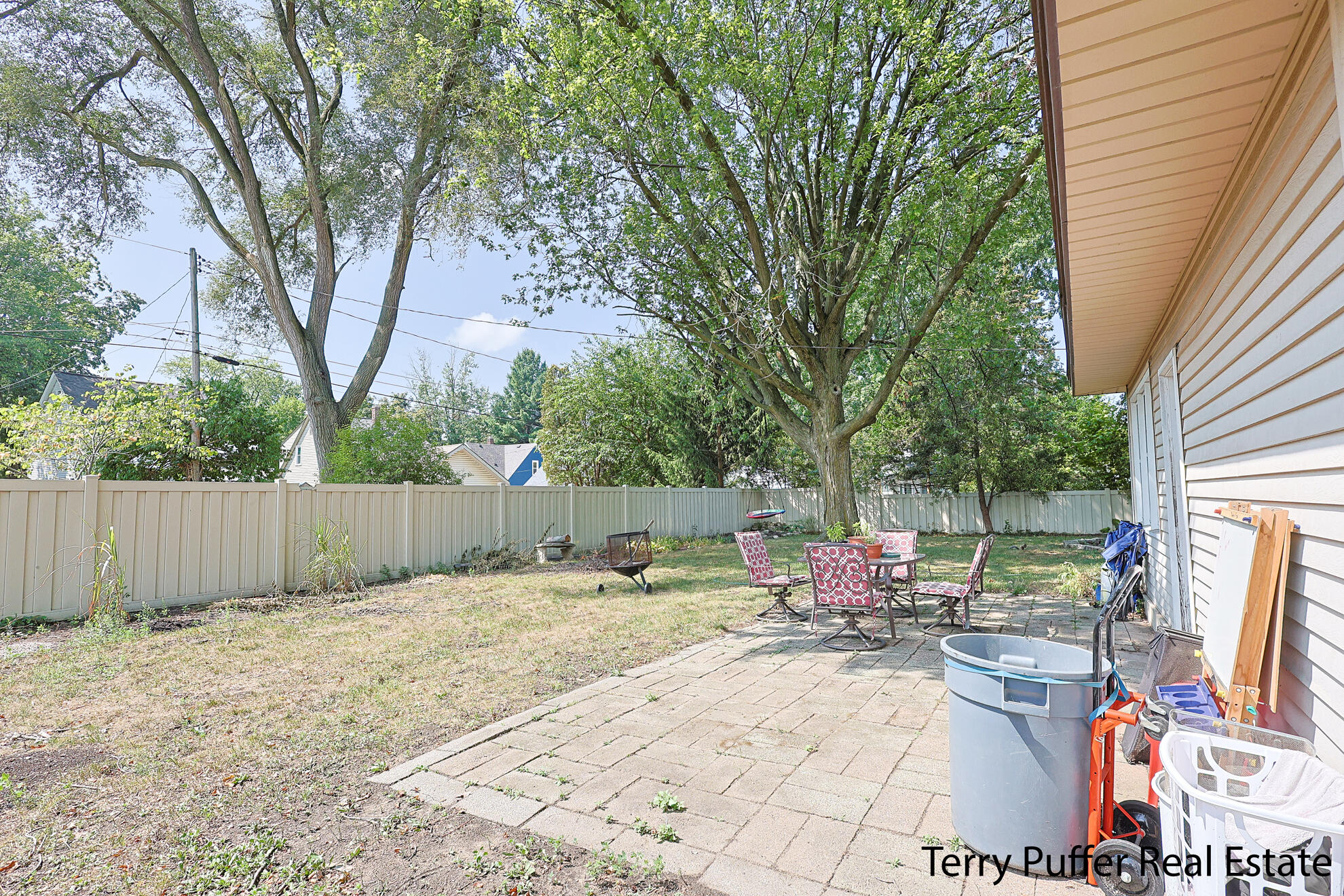 172 E 25th Street Holland MI 49423