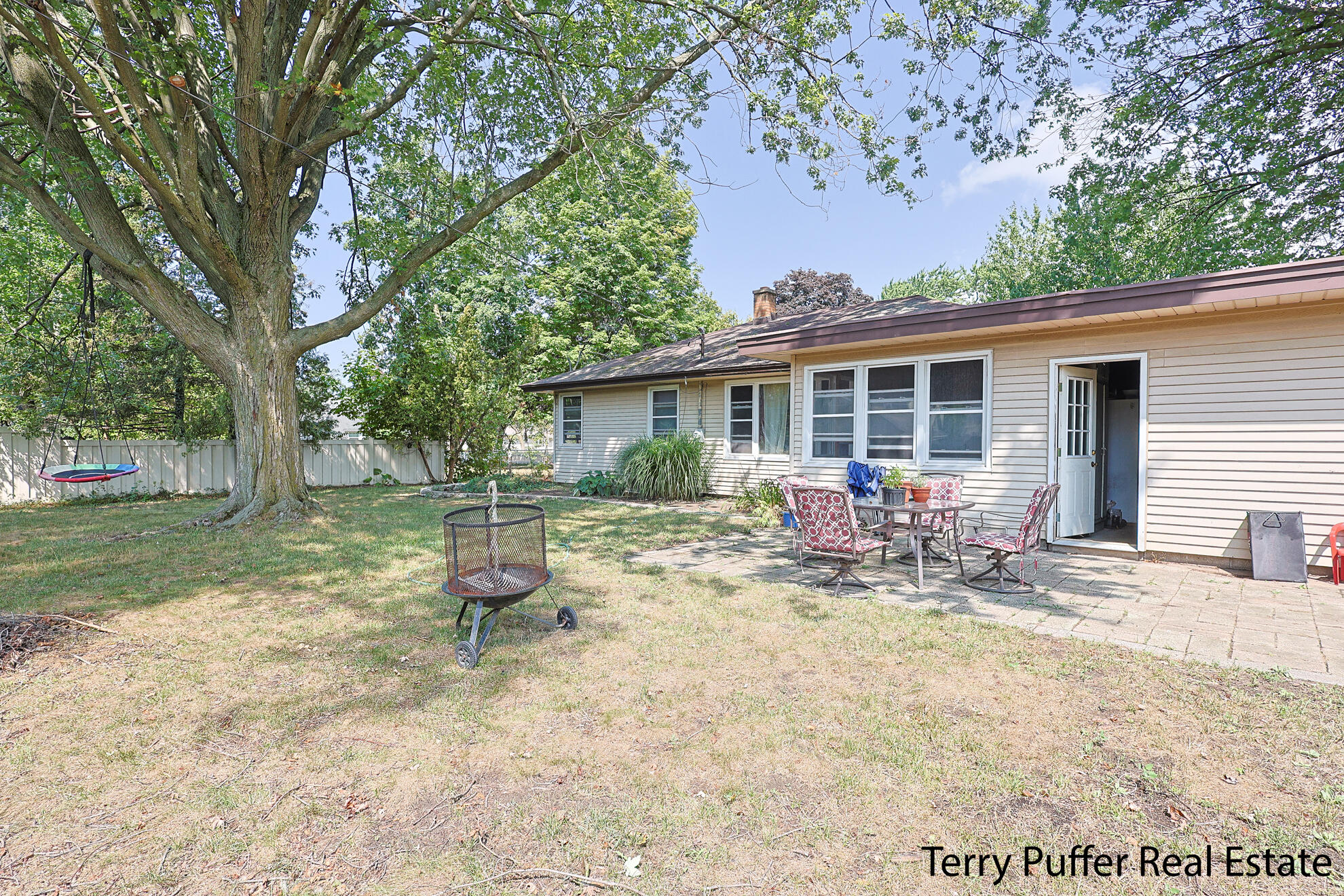 172 E 25th Street Holland MI 49423