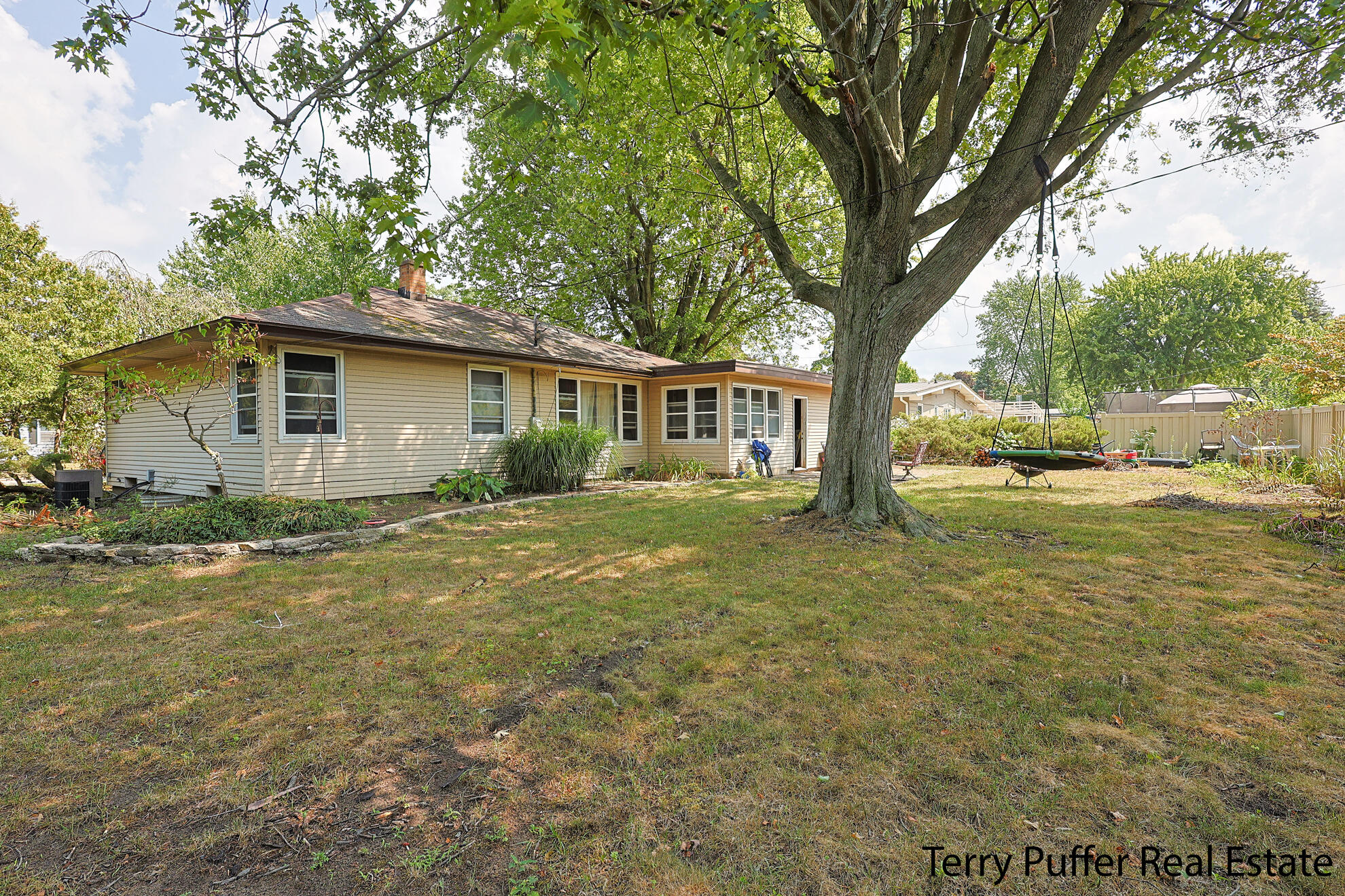 172 E 25th Street Holland MI 49423