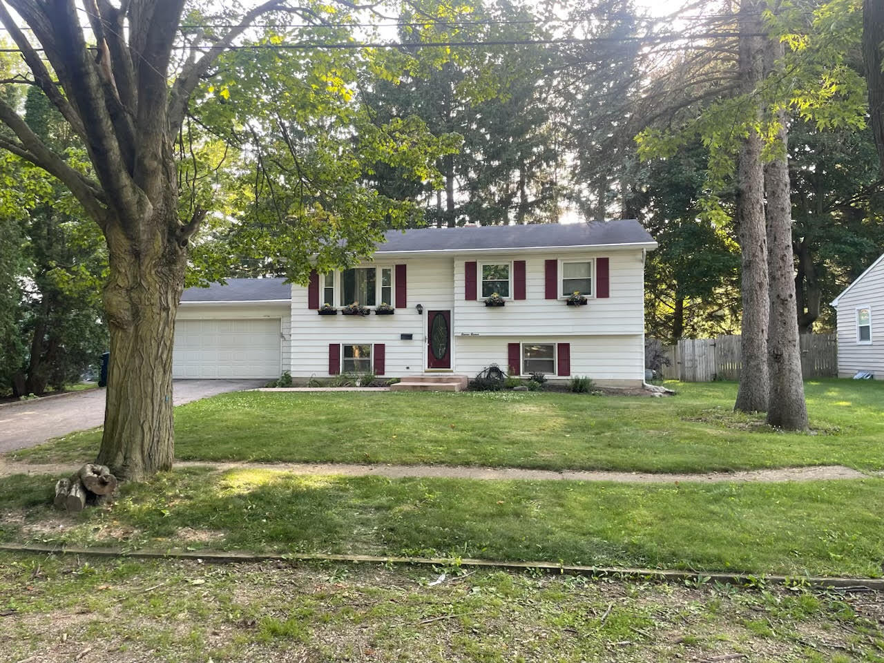 1111 Bretton Drive Kalamazoo MI 49006