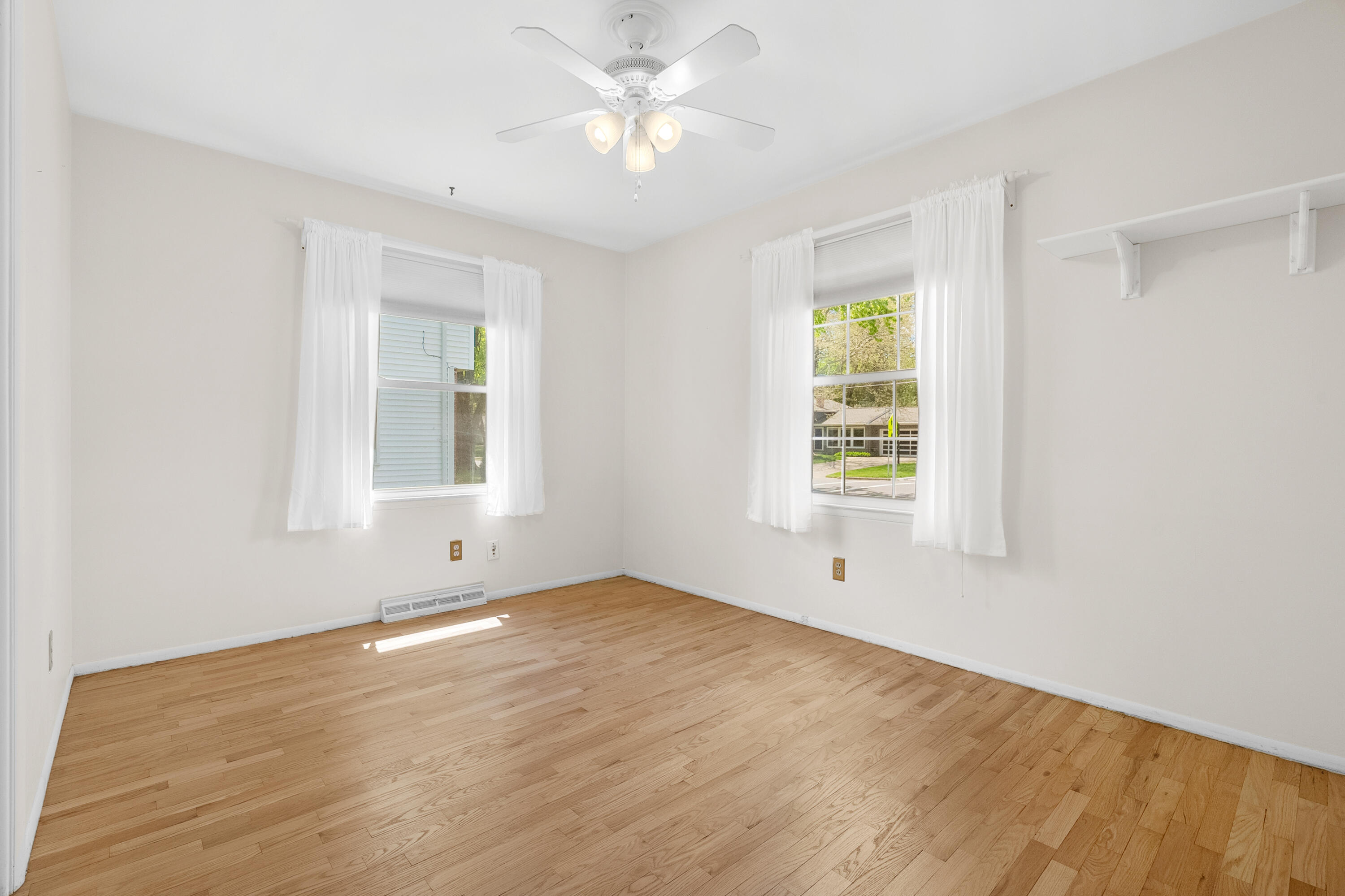 6817 Rothbury Street Portage MI 49024