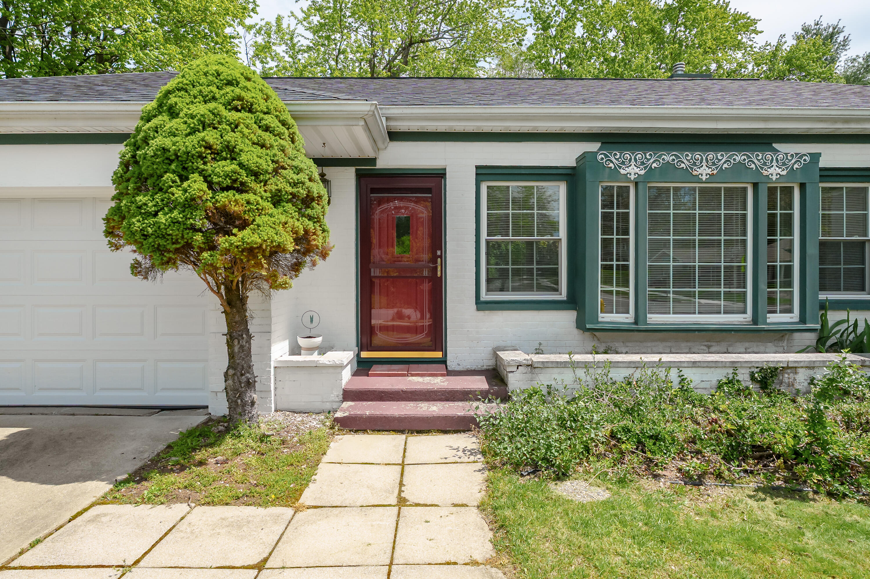 6817 Rothbury Street Portage MI 49024