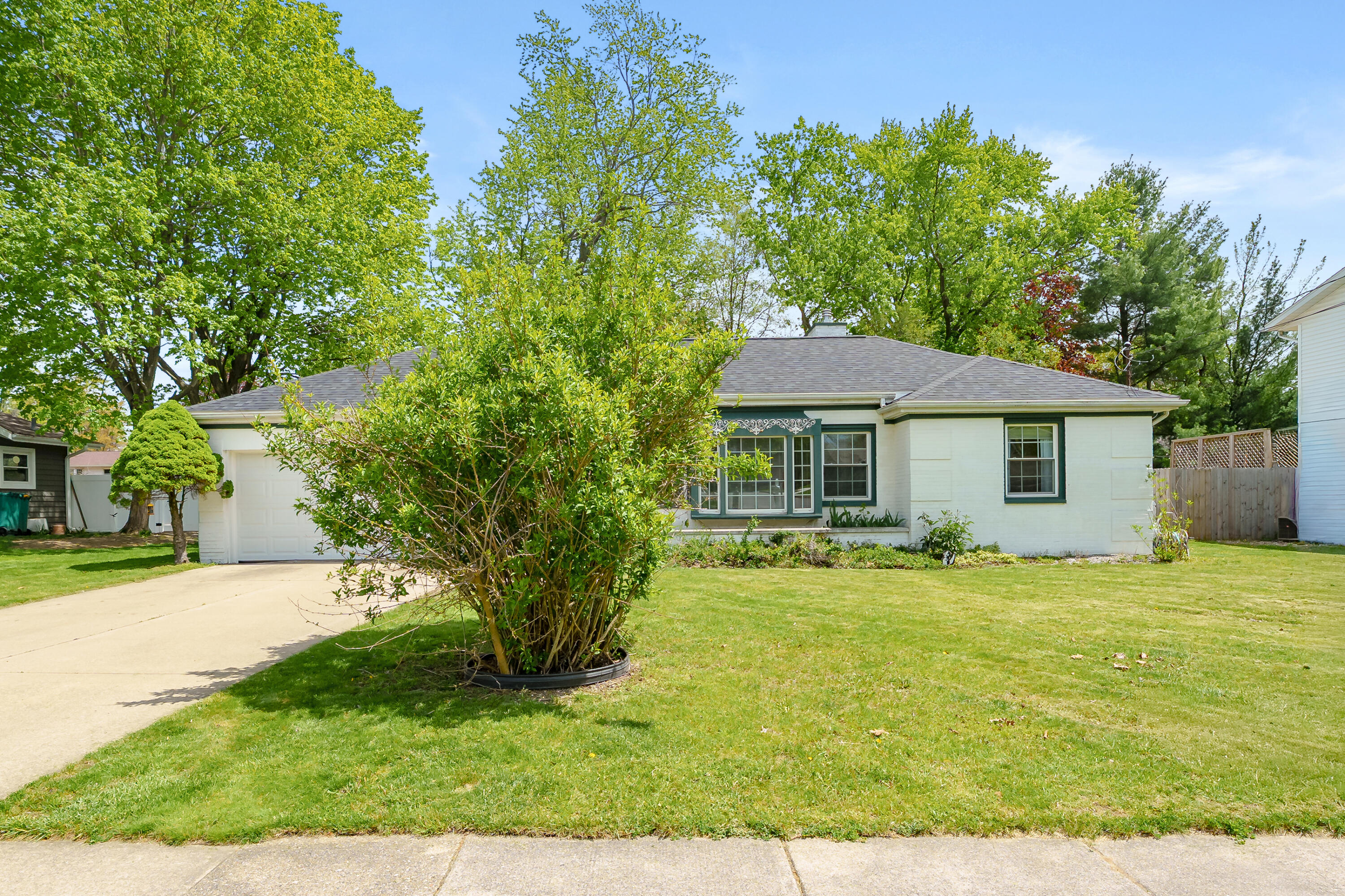 6817 Rothbury Street Portage MI 49024