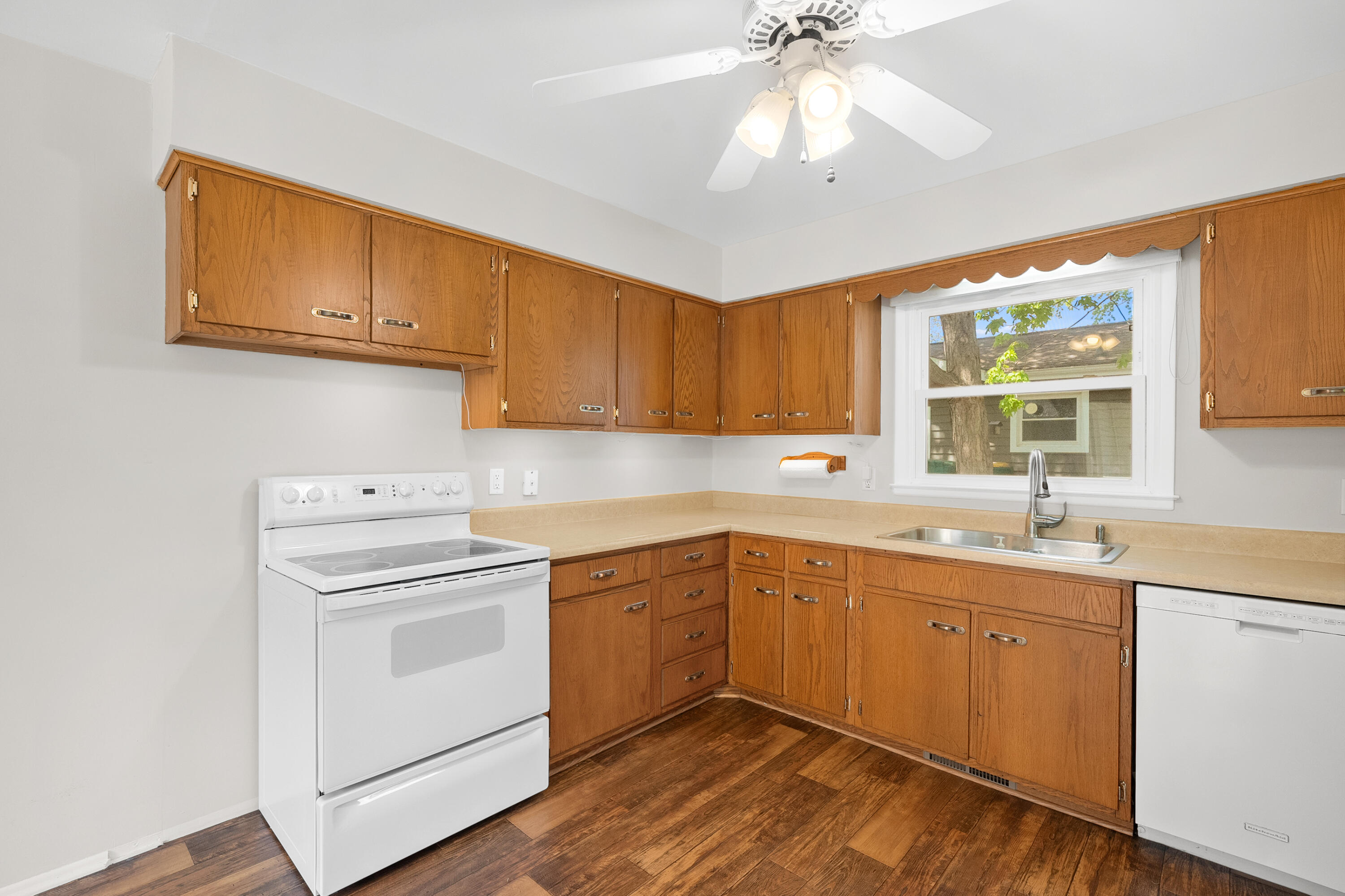 6817 Rothbury Street Portage MI 49024
