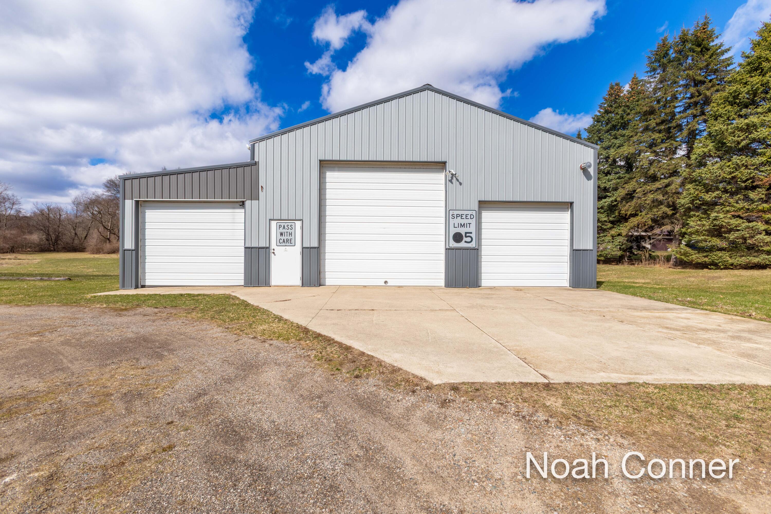 5295 Belding Road NE Rockford MI 49341