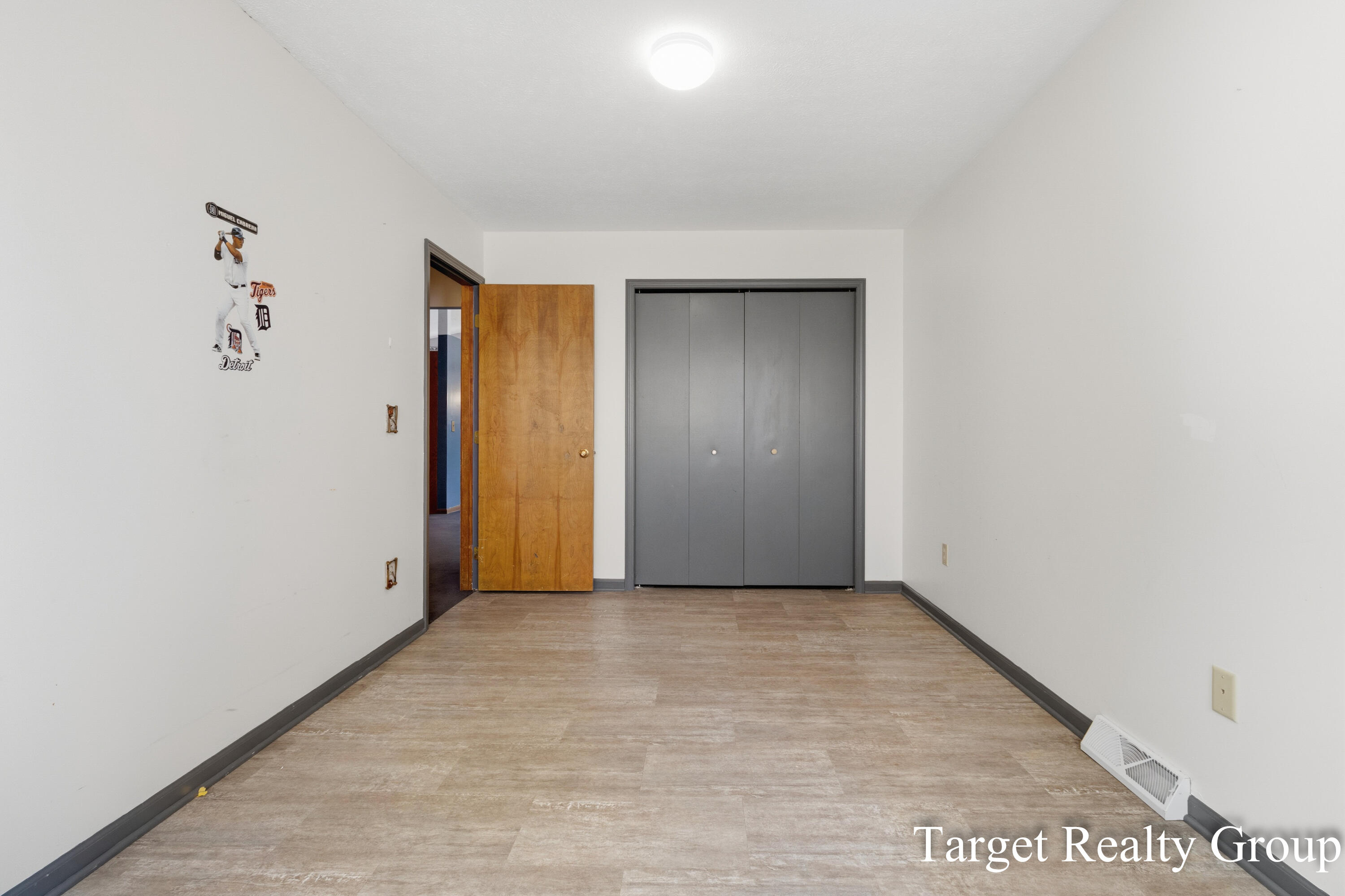 4723 W Grand Boulevard NW Grand Rapids MI 49534