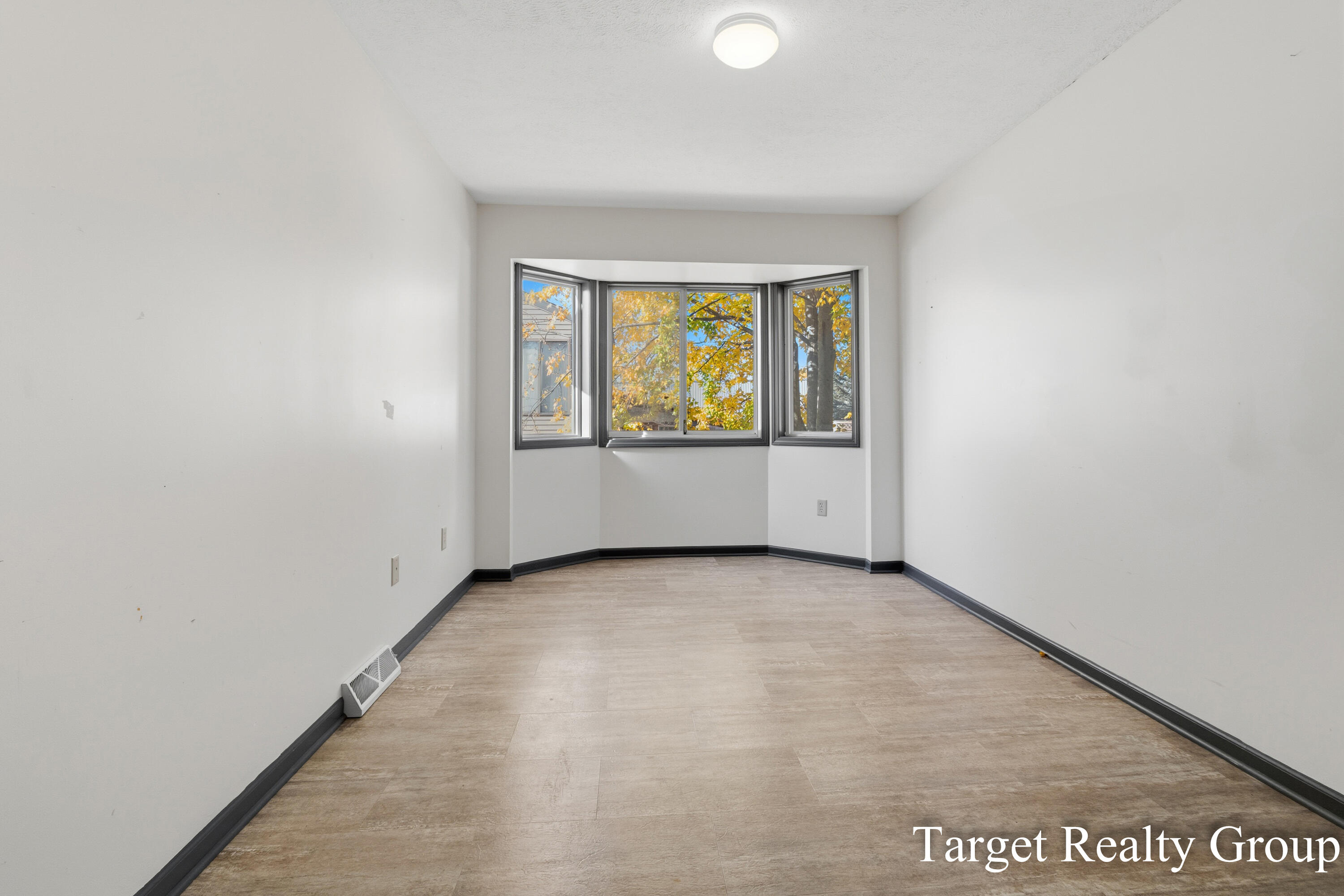 4723 W Grand Boulevard NW Grand Rapids MI 49534
