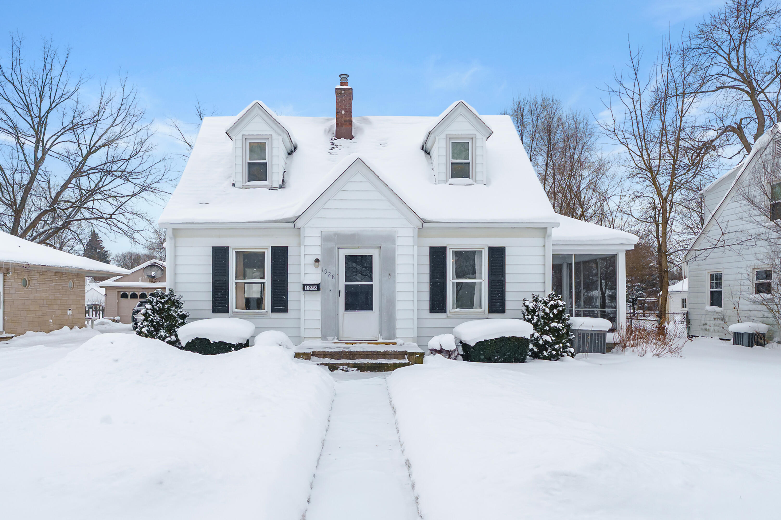 1928 Miles Avenue Kalamazoo MI 49001