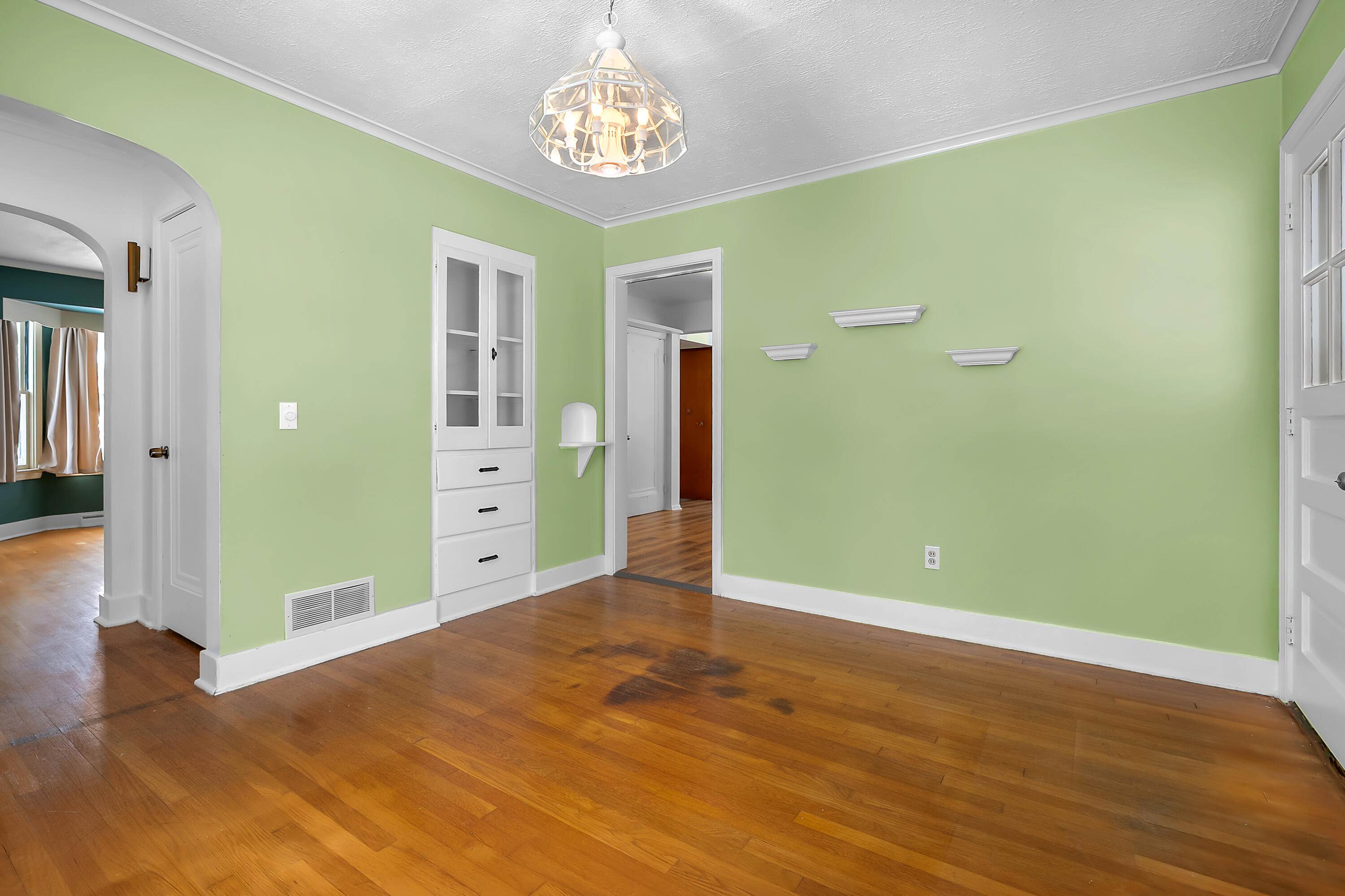 1928 Miles Avenue Kalamazoo MI 49001