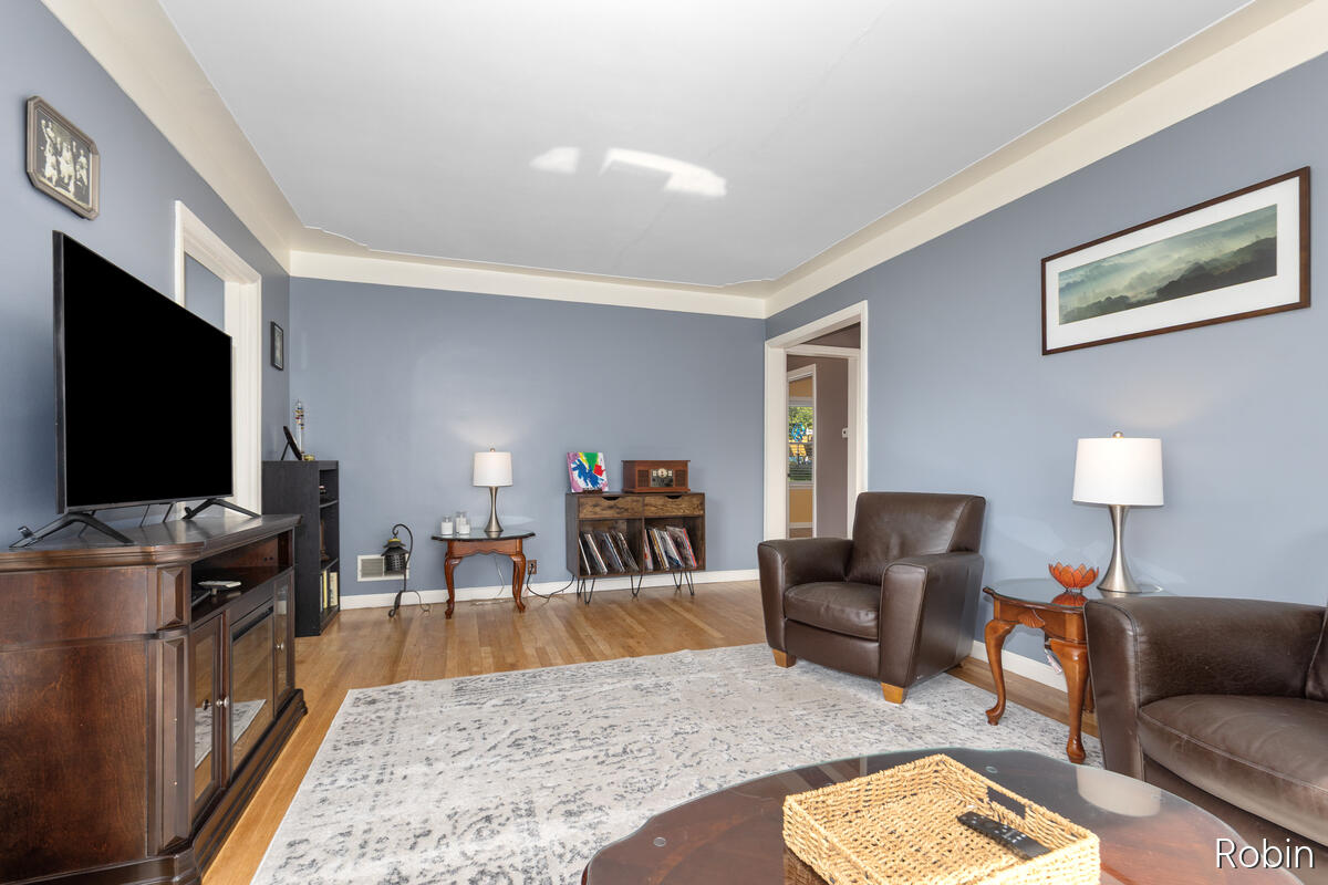 1333 Arianna Street NW Grand Rapids MI 49504