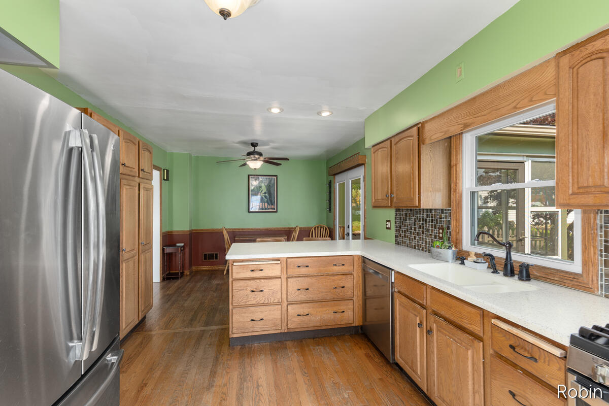 1333 Arianna Street NW Grand Rapids MI 49504