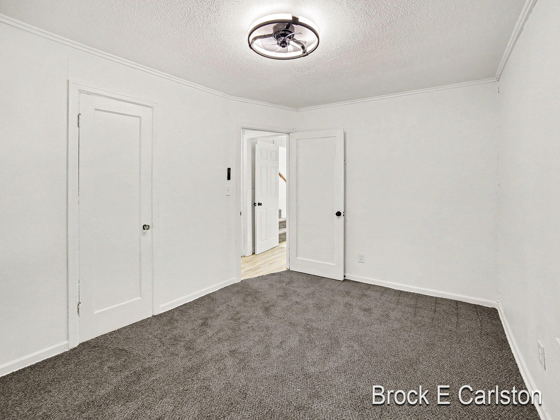 112 S Kenwood Street Muskegon MI 49442