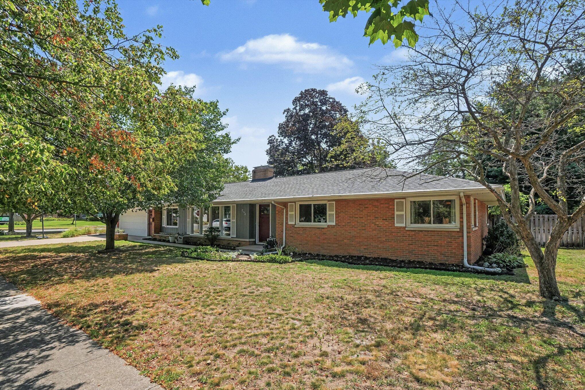 294 W 30th Street Holland MI 49423