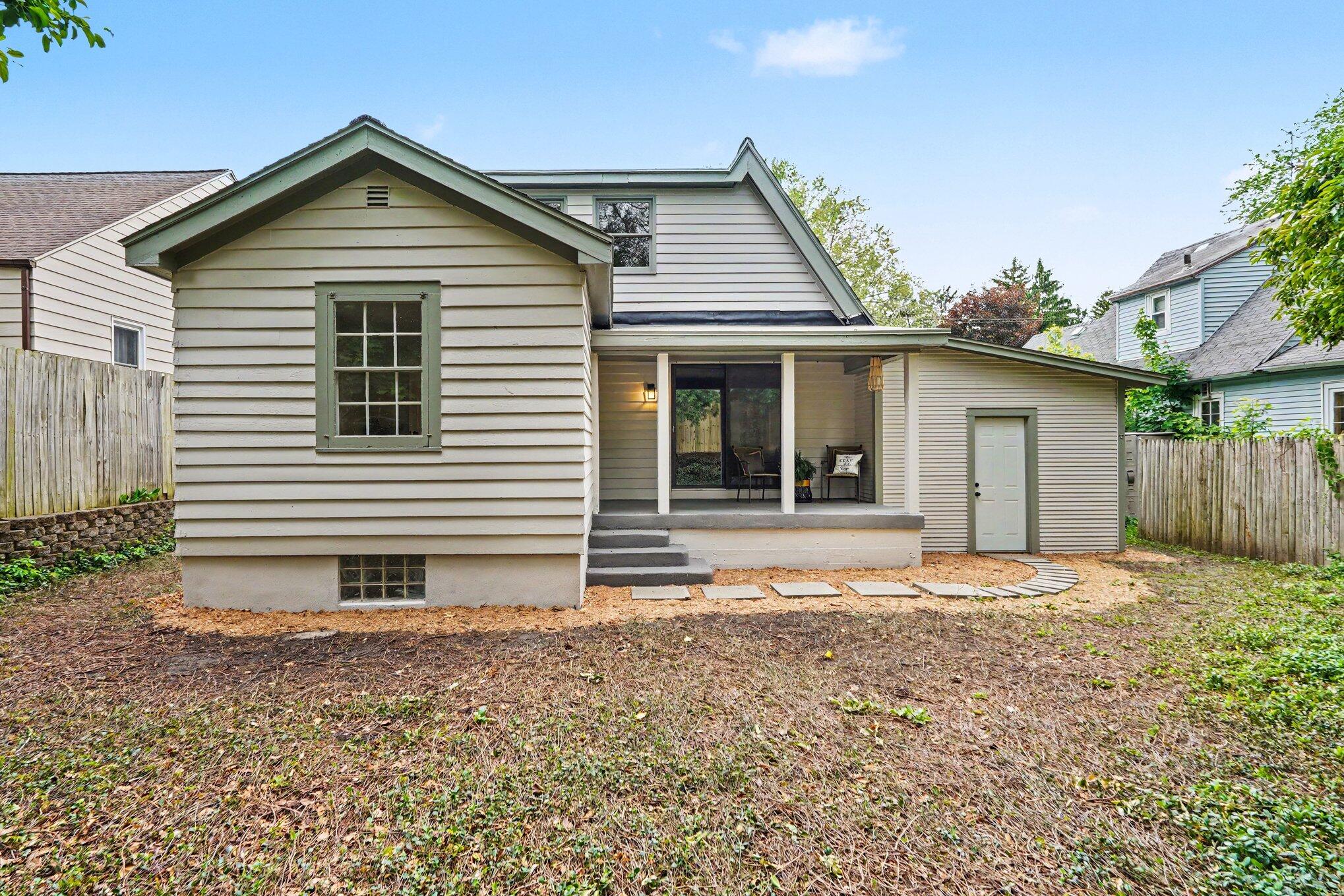 1724 Rossman Avenue SE Grand Rapids MI 49507