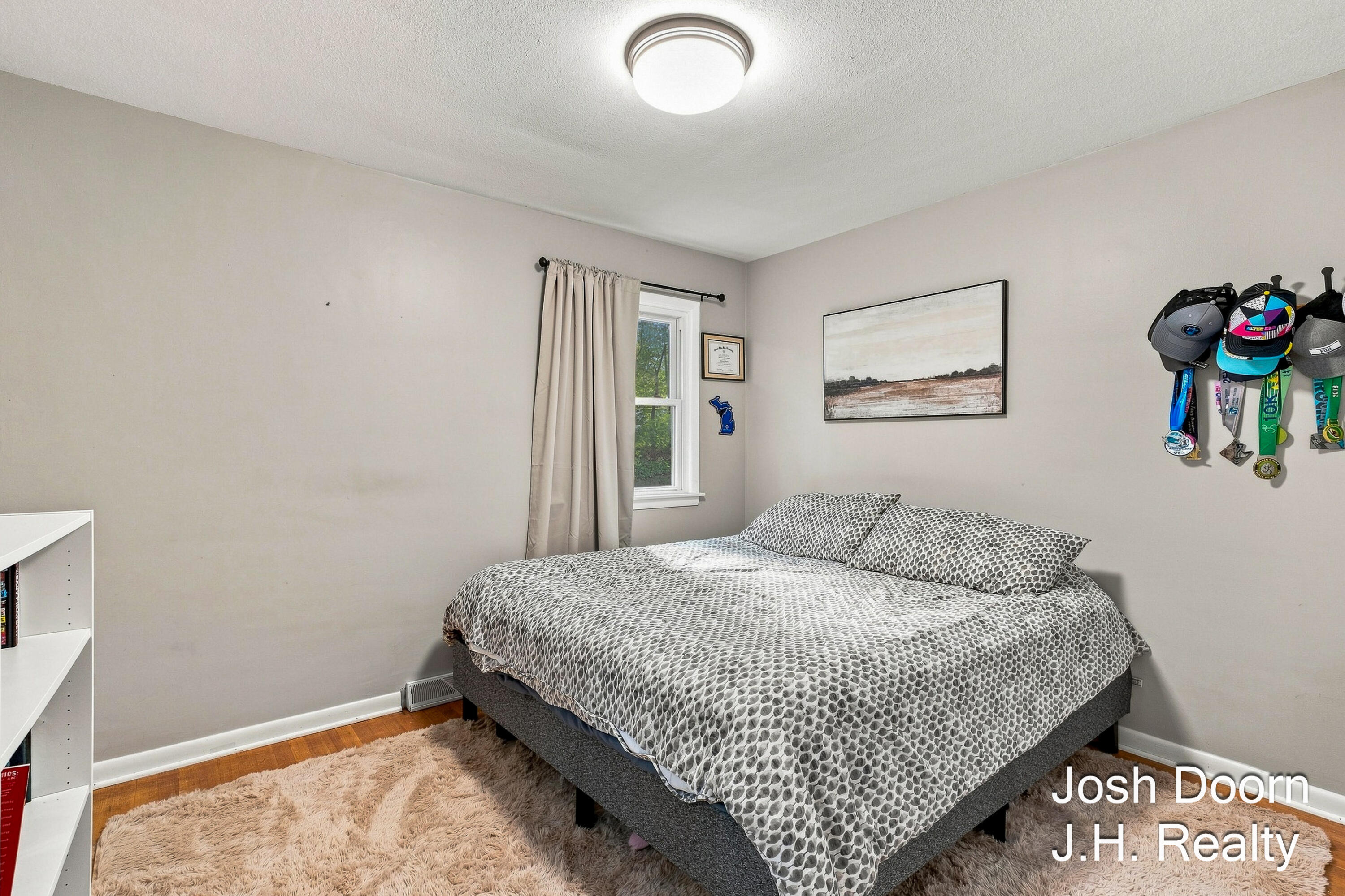 8181 Vergennes Street SE Ada MI 49301