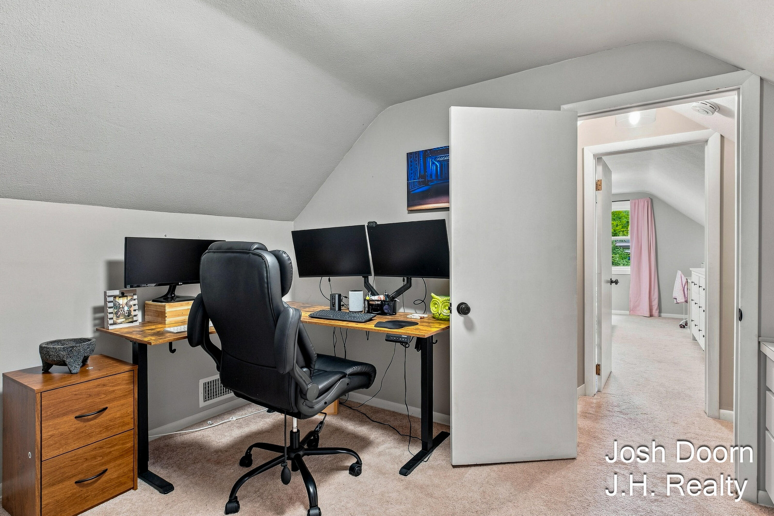 8181 Vergennes Street SE Ada MI 49301