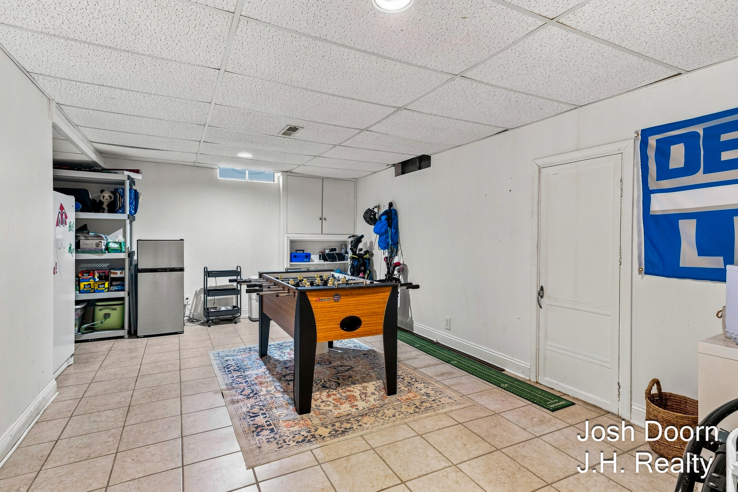 8181 Vergennes Street SE Ada MI 49301