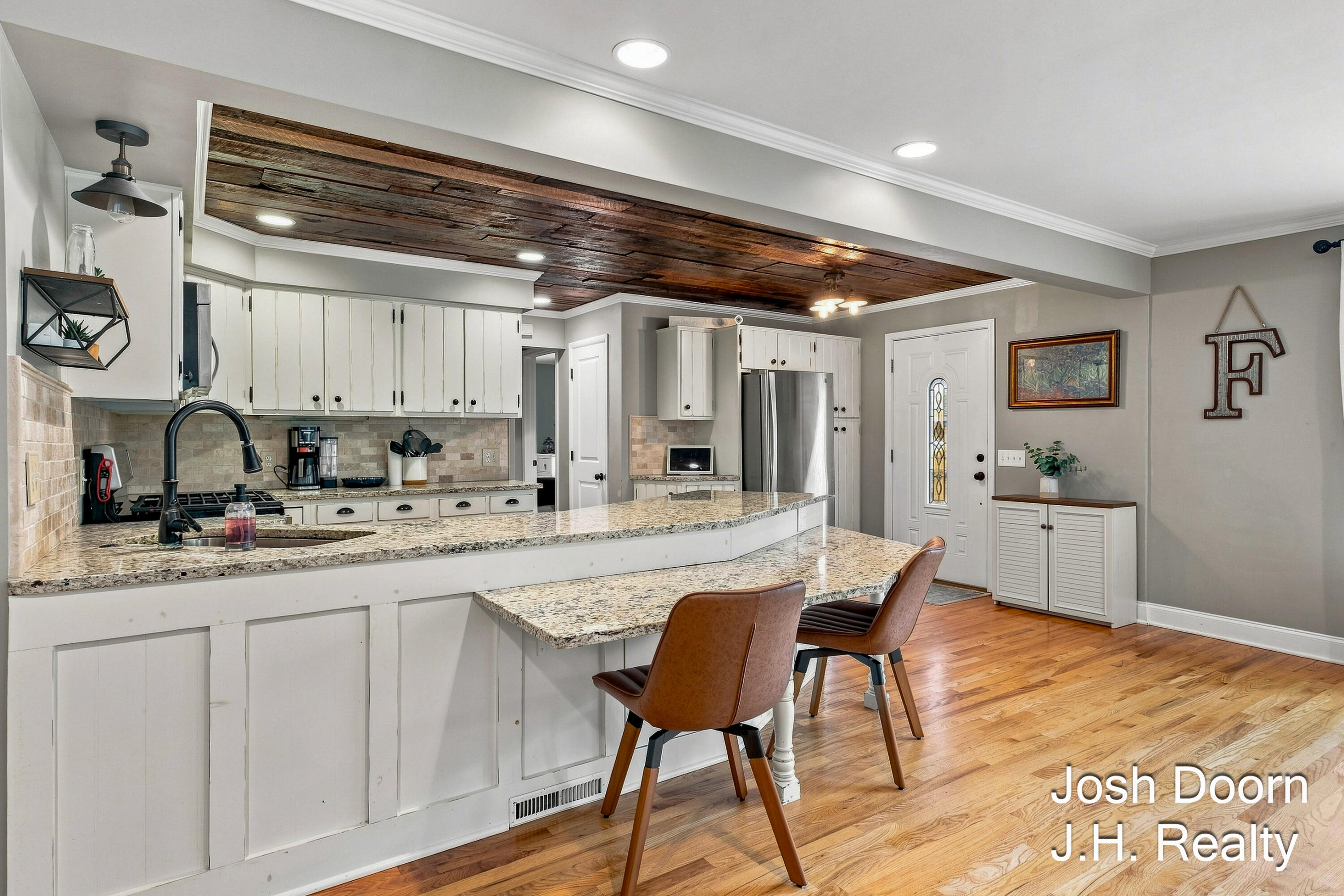 8181 Vergennes Street SE Ada MI 49301